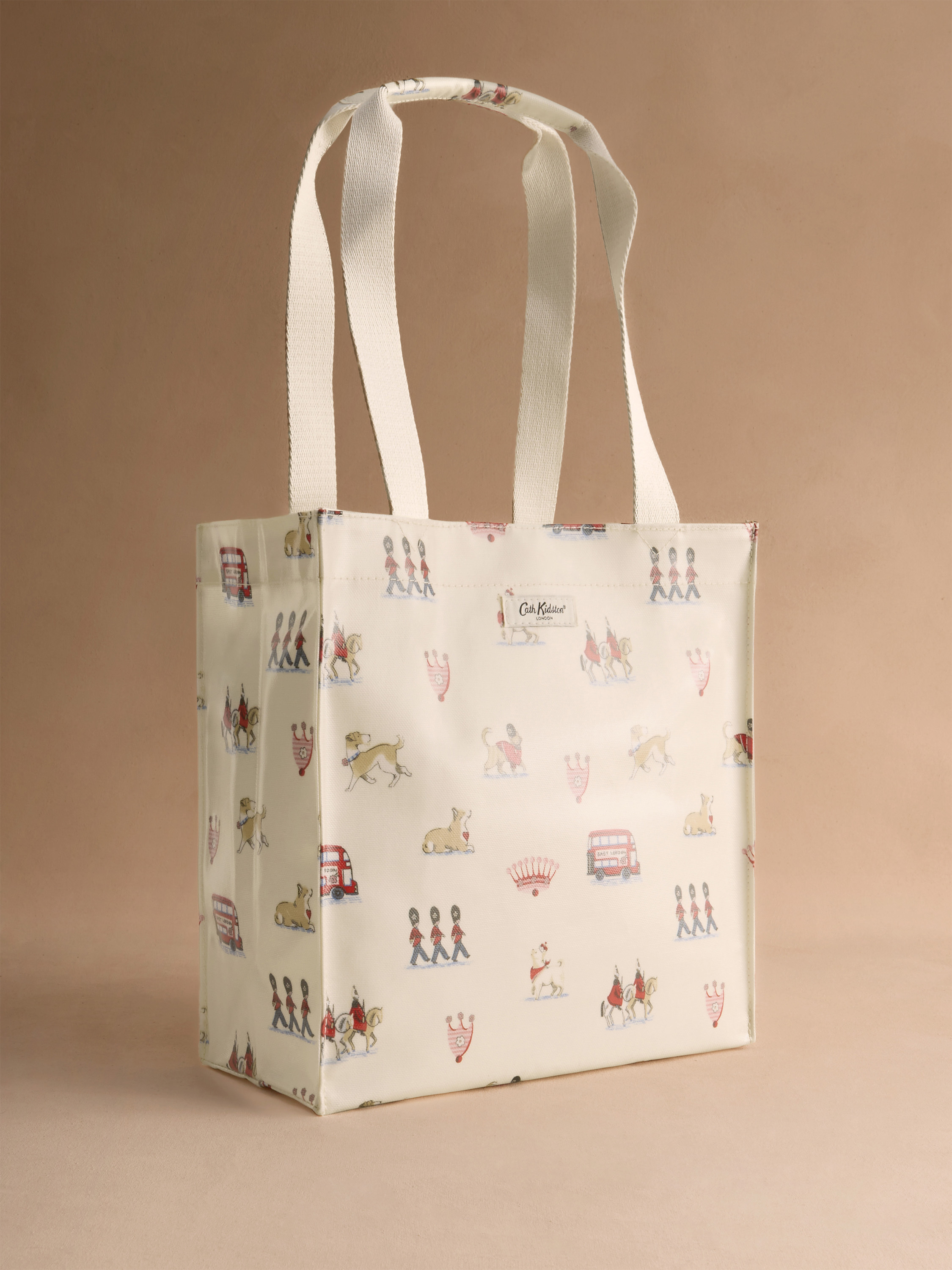 Queenies London 防潑水萬用中手提袋