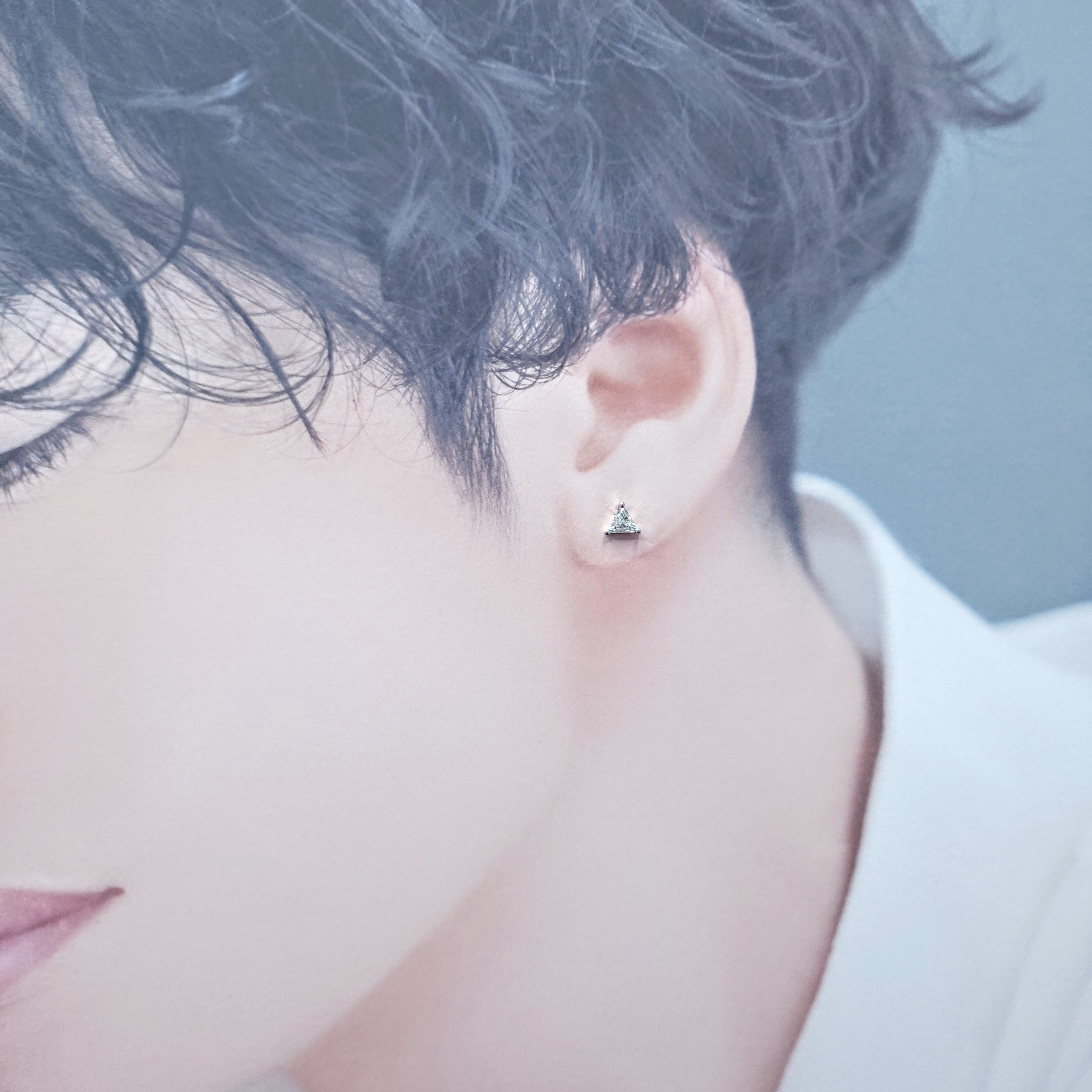 全新18K白金【主石20份三角形鑽石】單耳環