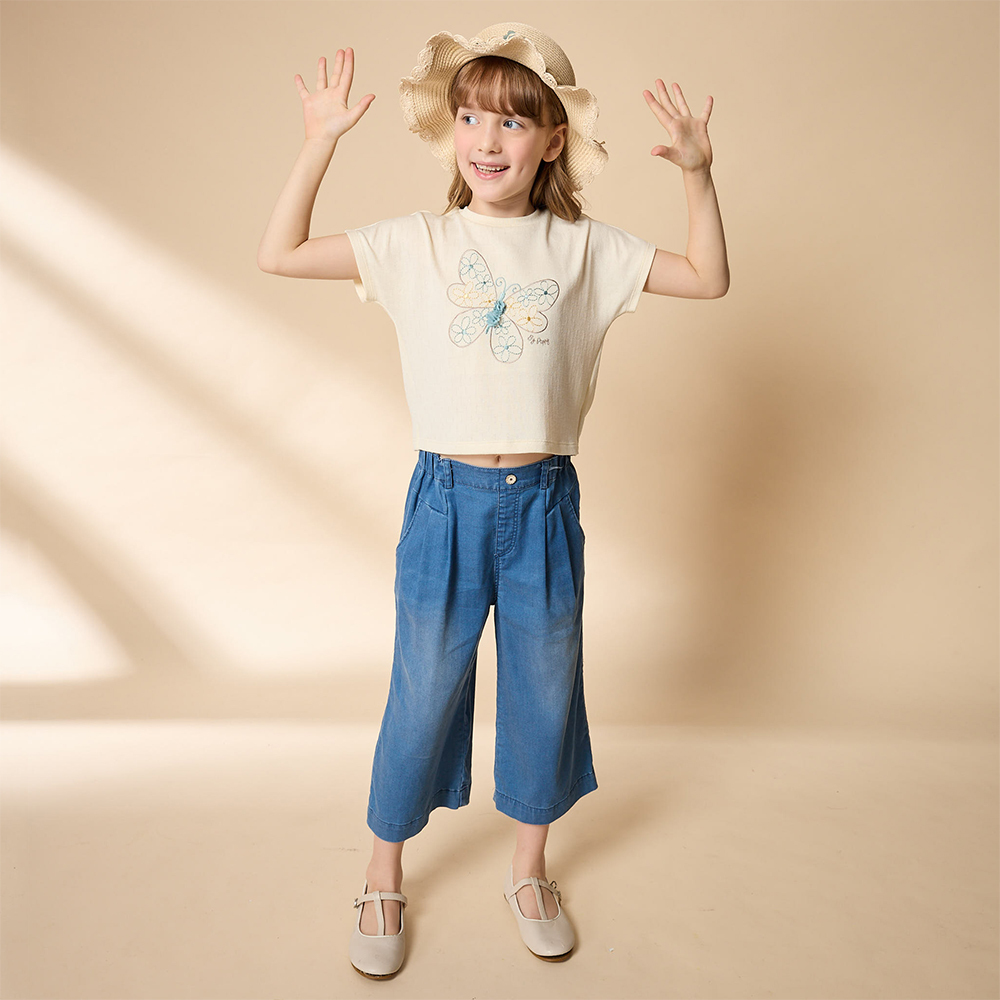 PIPPY 優雅寬袖立體花落肩短袖上衣 卡其