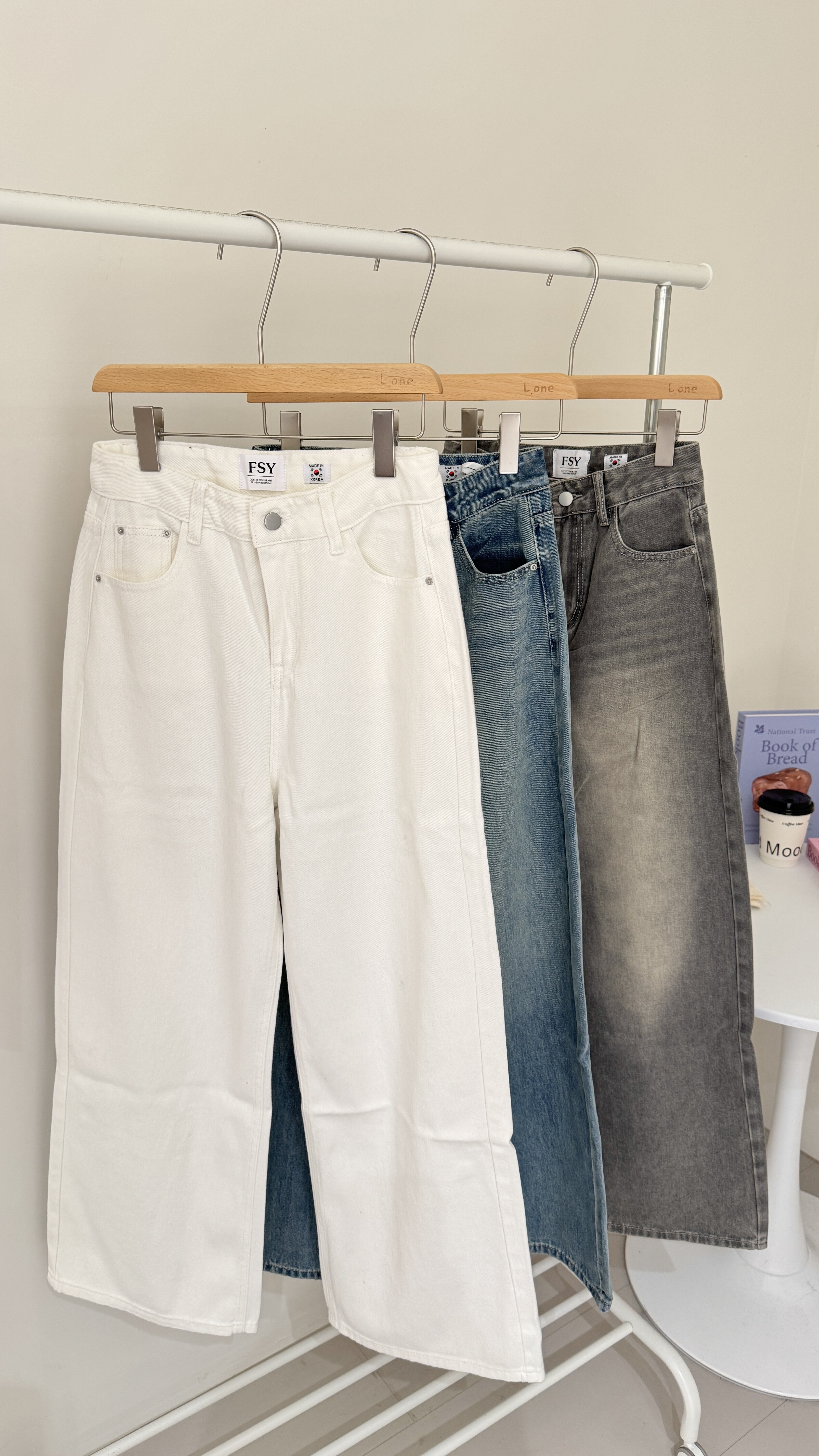 超顯瘦直筒牛仔褲