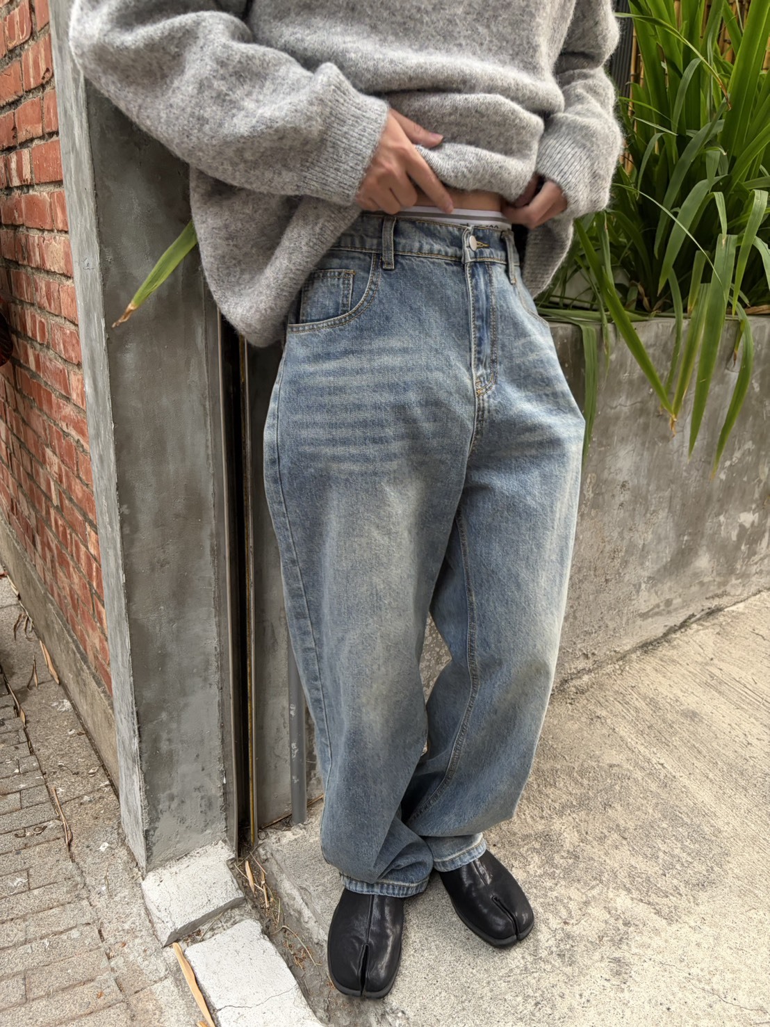 - SIMPLEACTION - 日系復古水洗做舊直筒牛仔褲