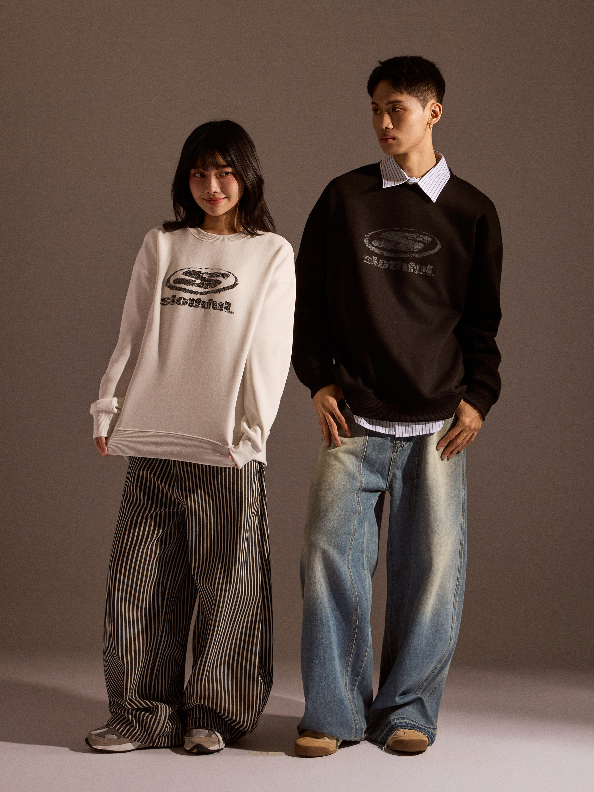 龜裂斑駁S圈圈大學T