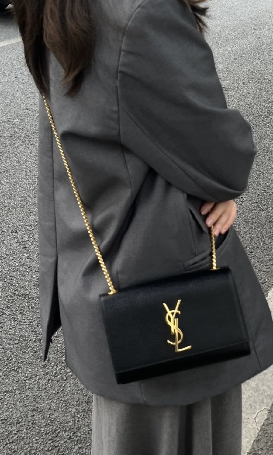 SAINT LAURENT YSL KATE 粒面 皮革 中型 手袋