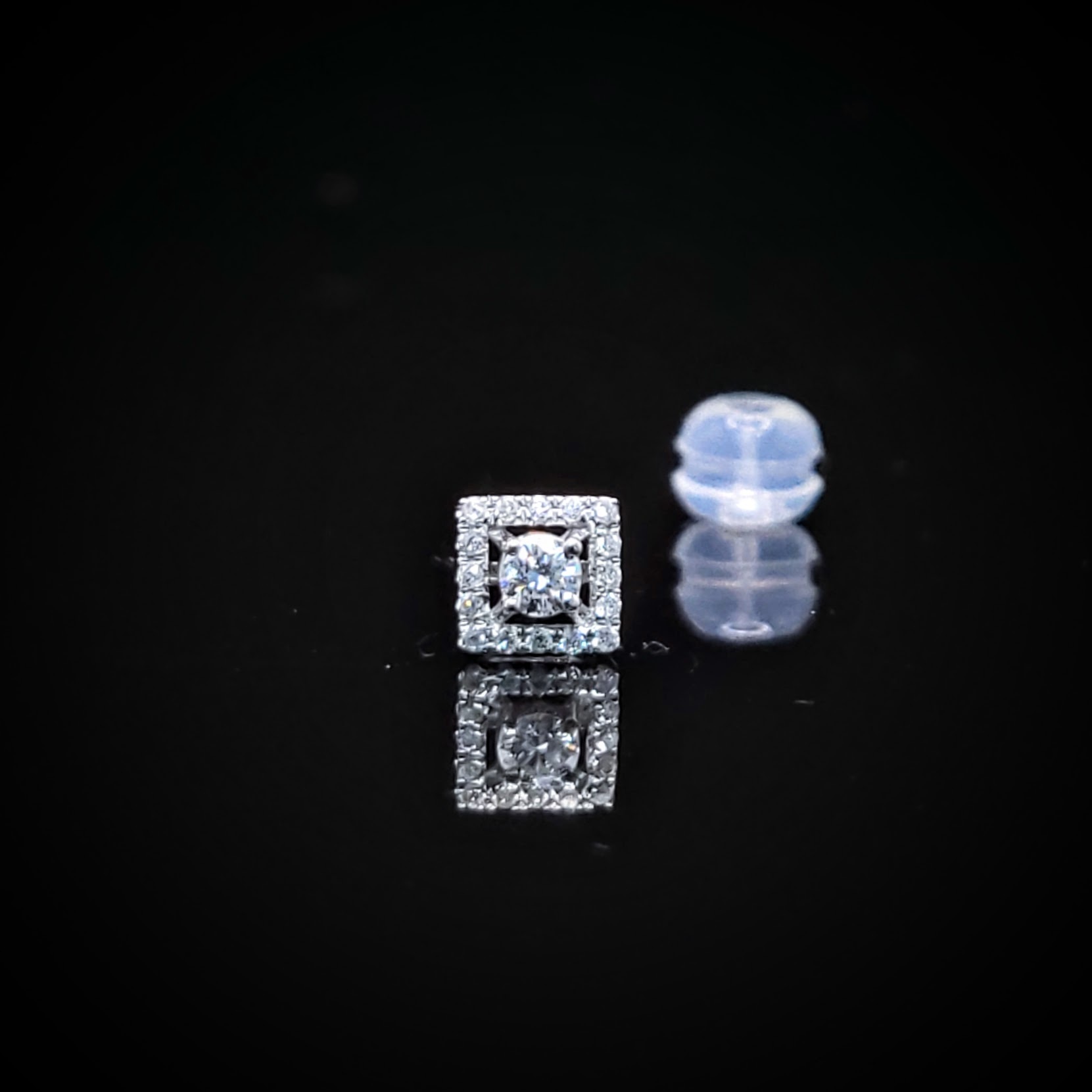 全新18K白金14份鑽石單耳環