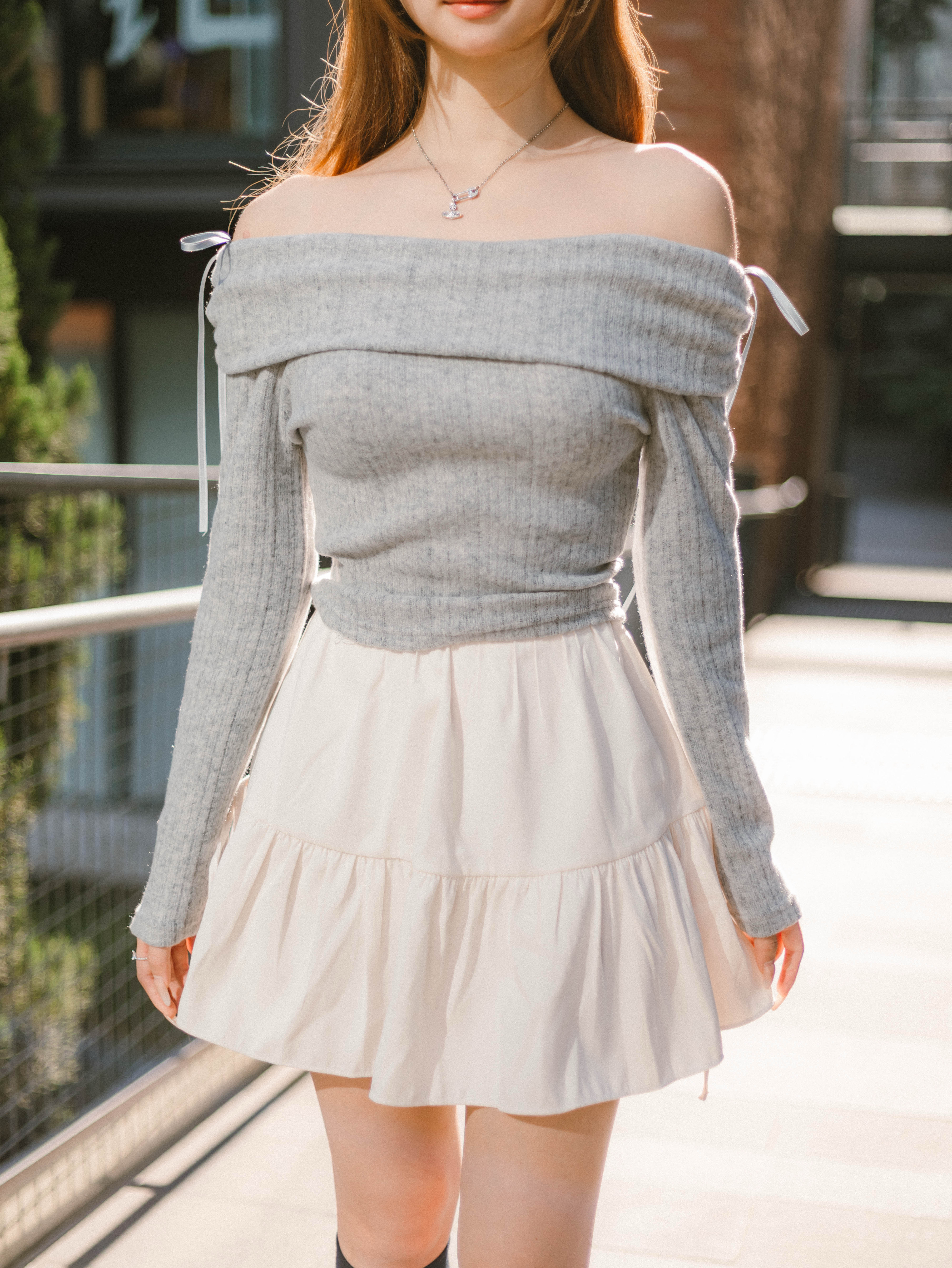 (抓絨Ver.) Lovely Ribbon Off-shoulder Top