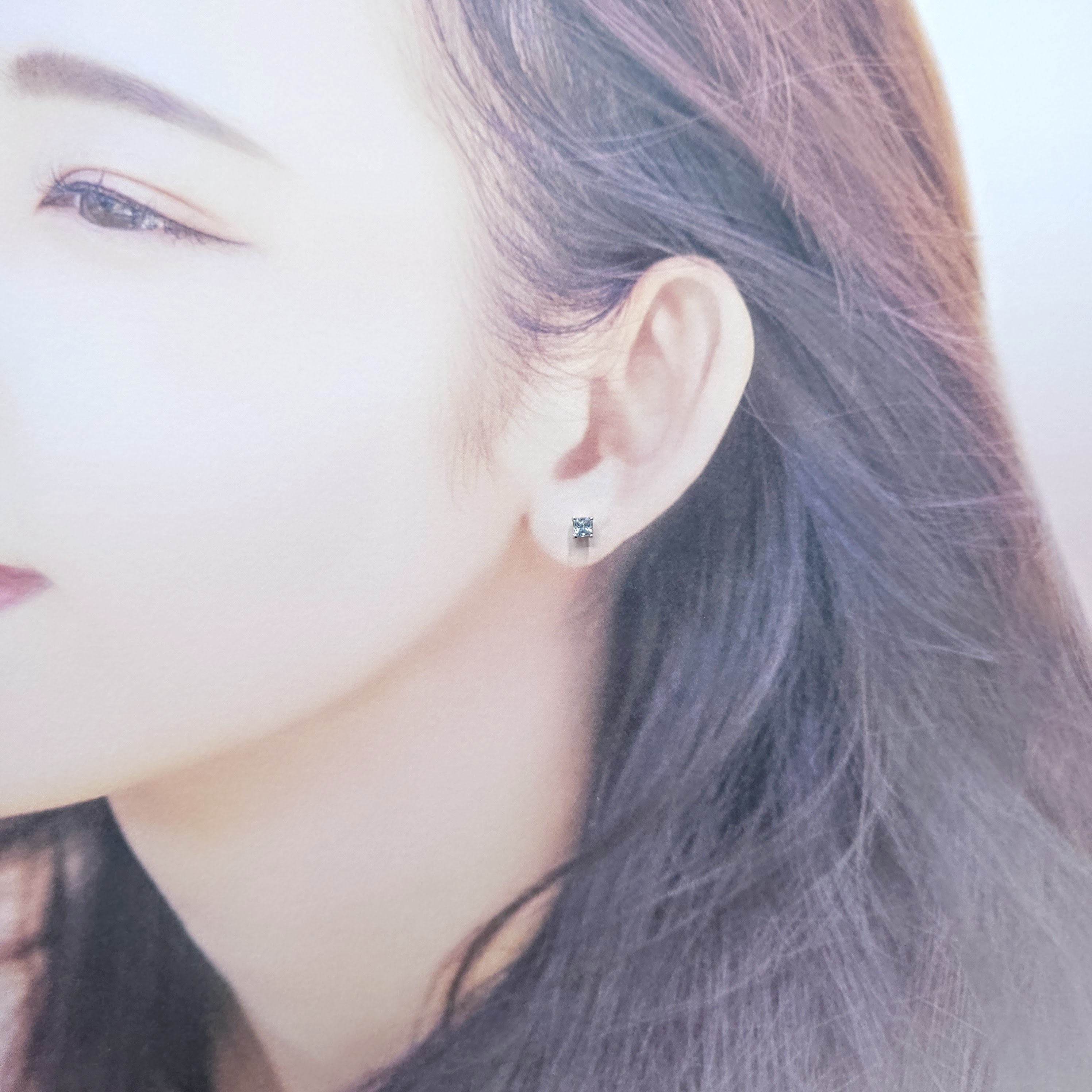 全新18K白金【主石28份方形銀灰鑽】單耳環