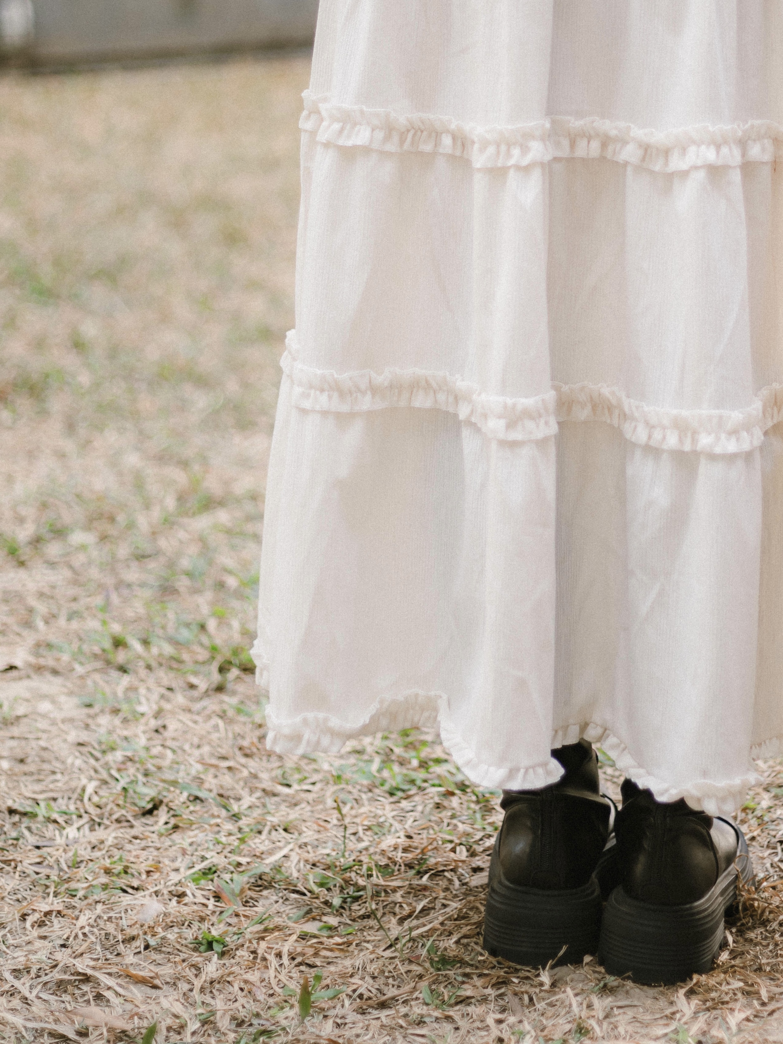 燈芯直紋Ruffle邊邊蛋糕長裙