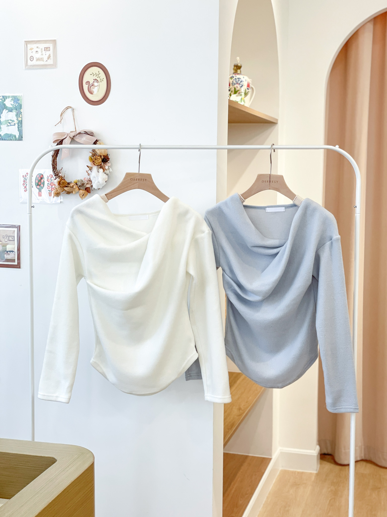 T1464 Dewdrop Blue Velvet Top