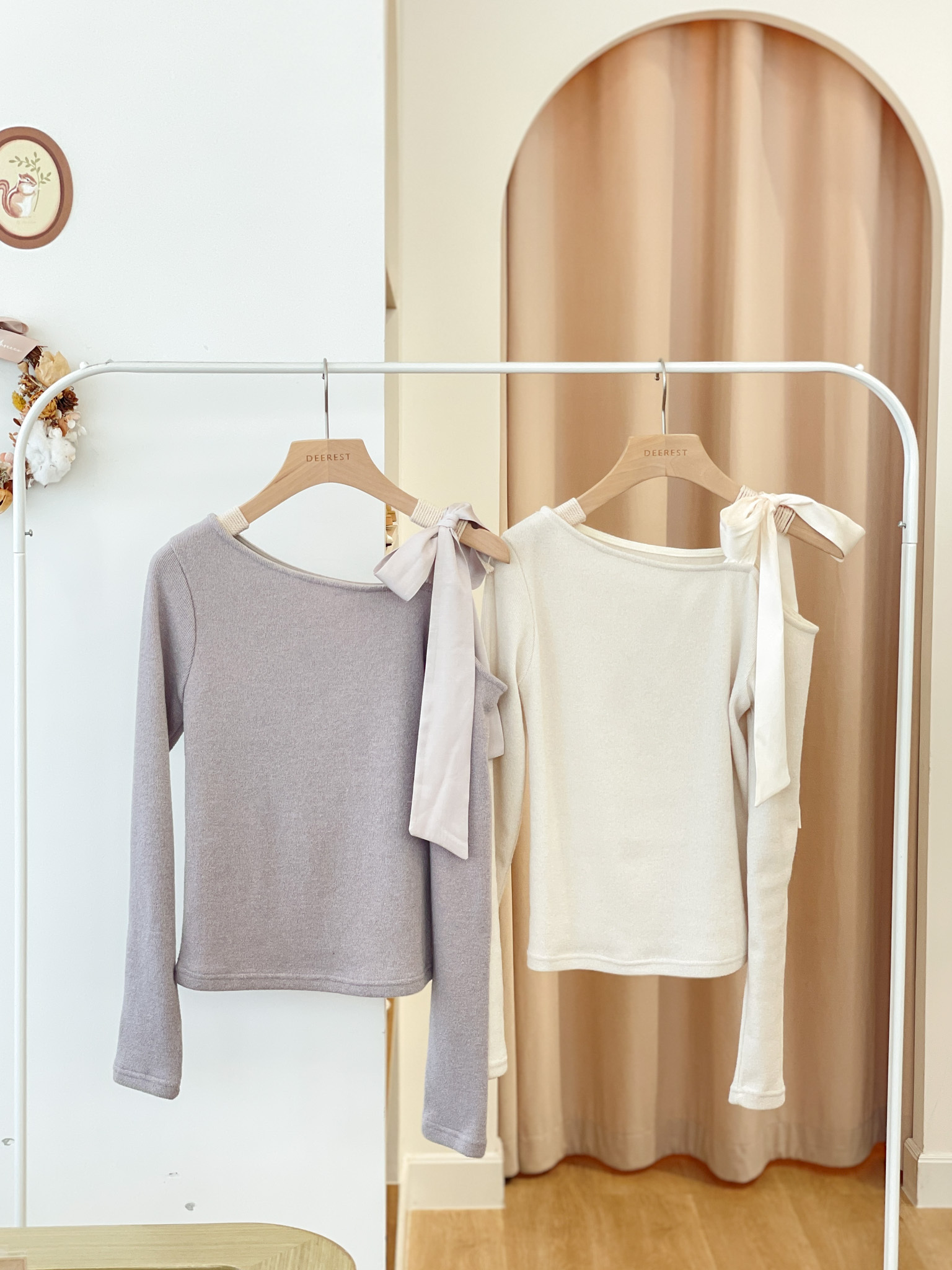 T1466 Wisteria Side Ribbon Top