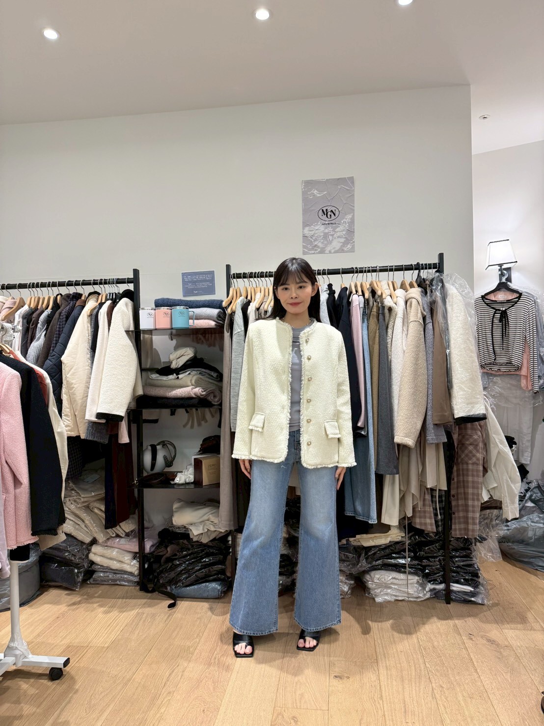 MN5427 小香風小流蘇外套 *特價* (優惠碼同充值購物金不適用)