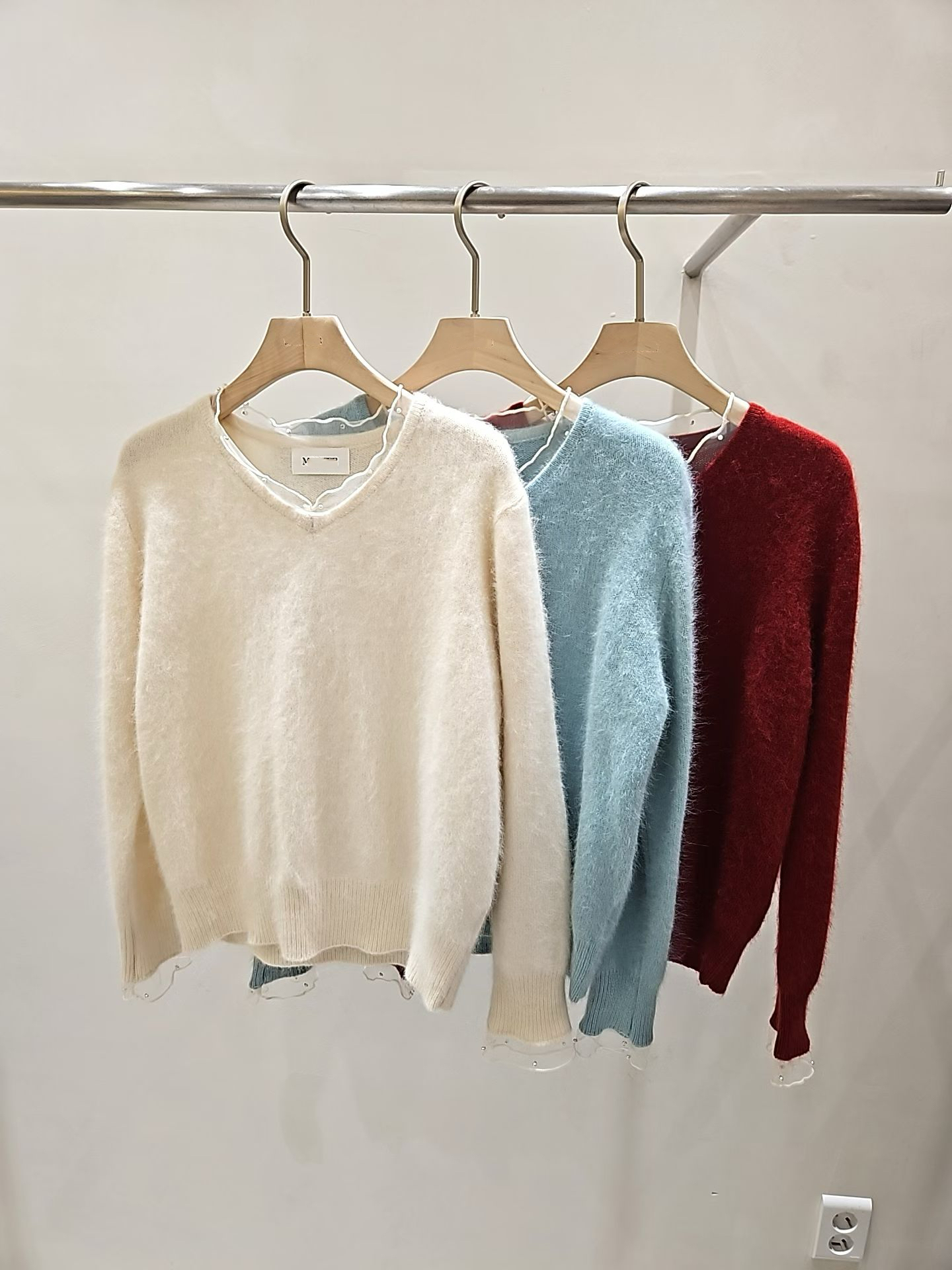 wool raccoon lace knit