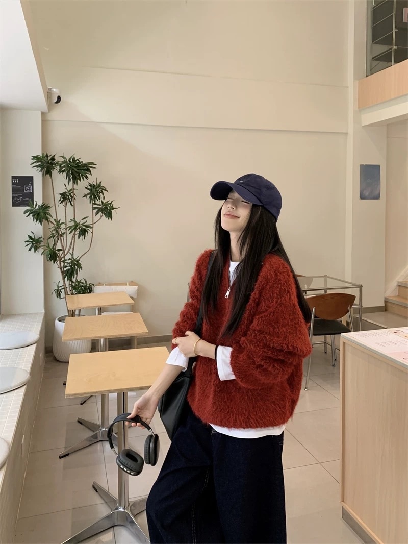 氛圍感羊毛毛連帽針織毛衣