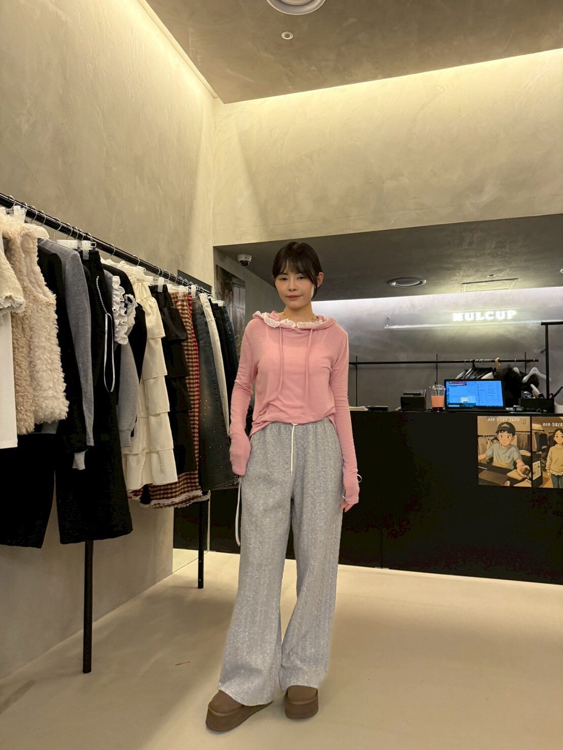 MP5413 簡約蕾絲連帽薄衛衣 *特價* (優惠碼同充值購物金不適用)