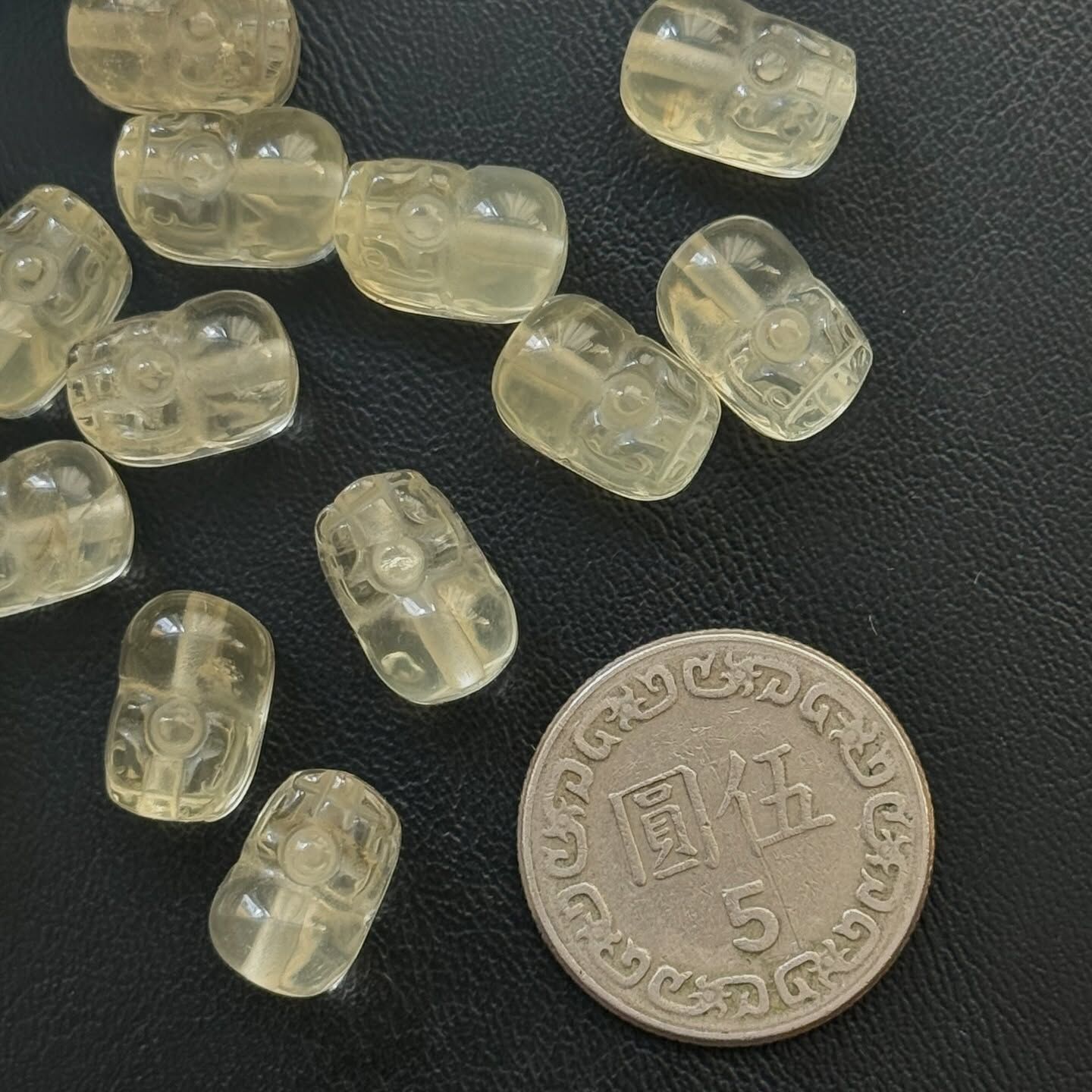 [原石] 檸檬黃水晶 貔貅 通孔