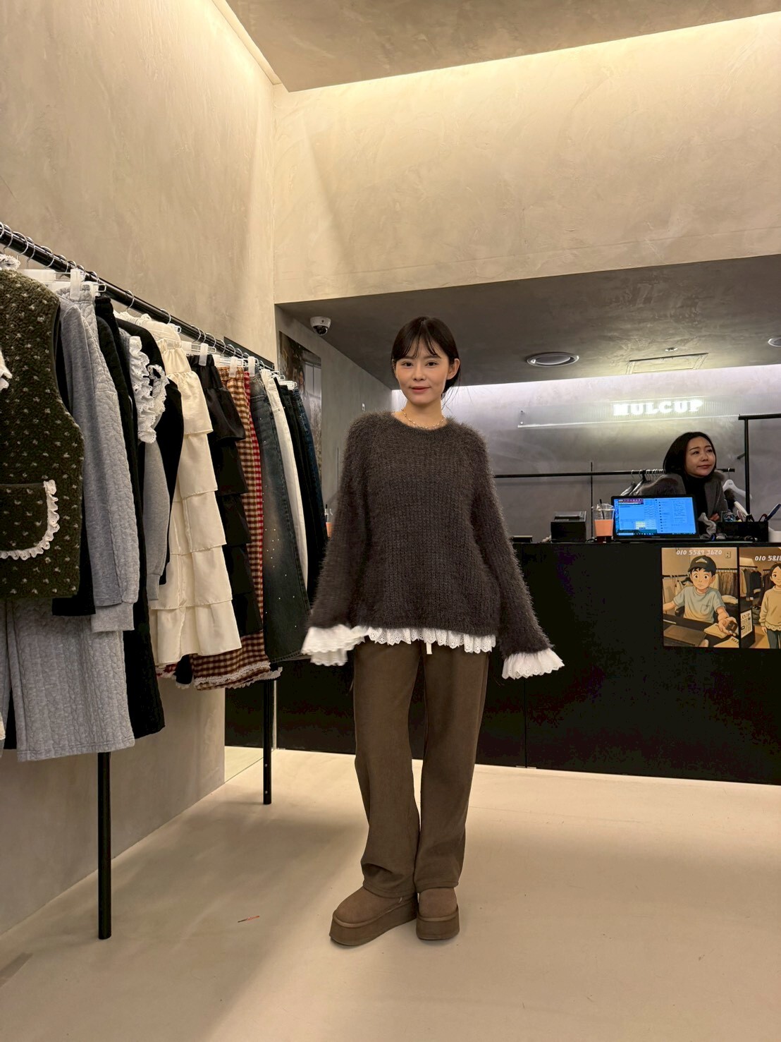 MP5421 軟糯毛毛針織鉤花上衣 *特價* (優惠碼同充值購物金不適用)