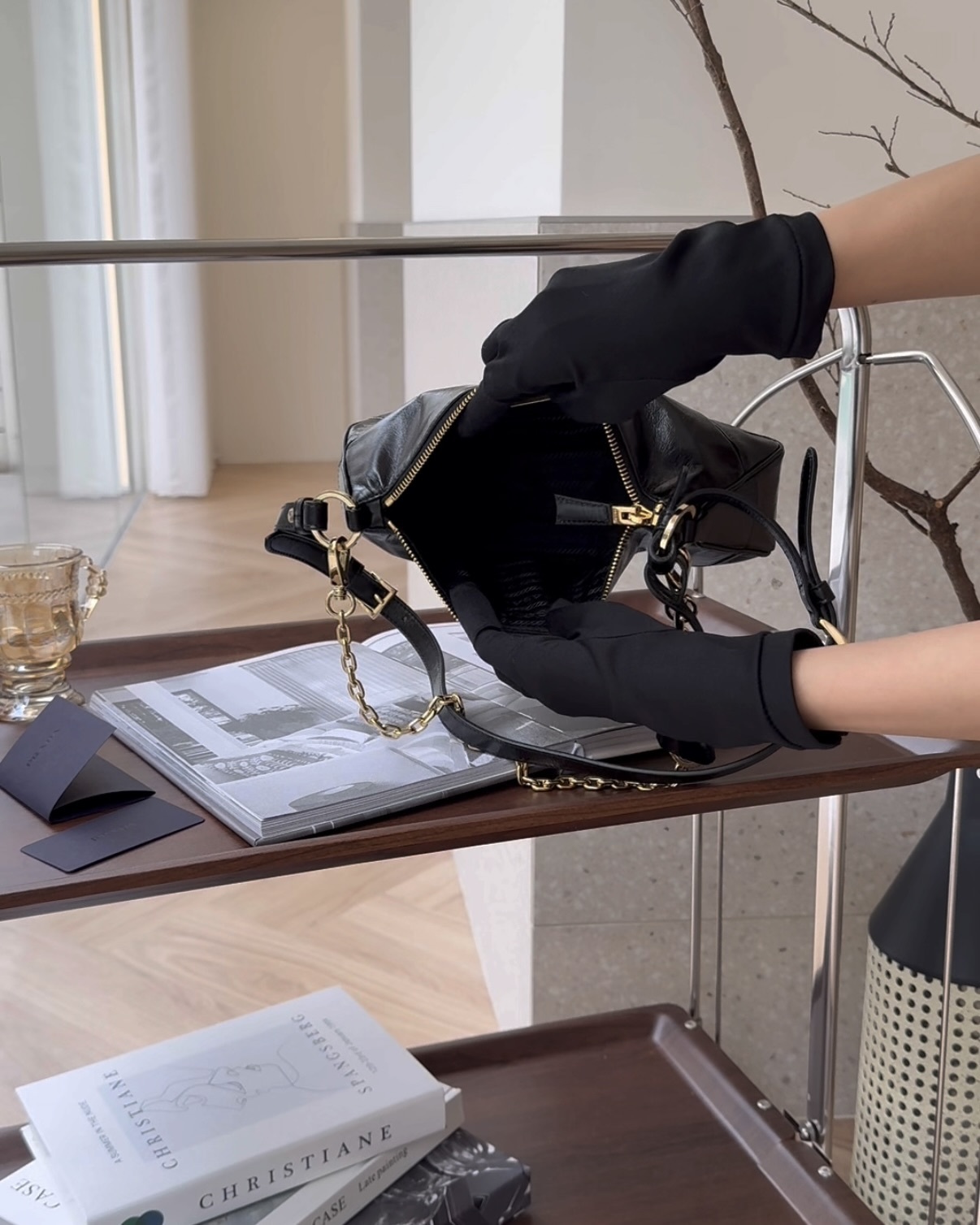 PRADA｜2002皮革二合一腋下包 黑色