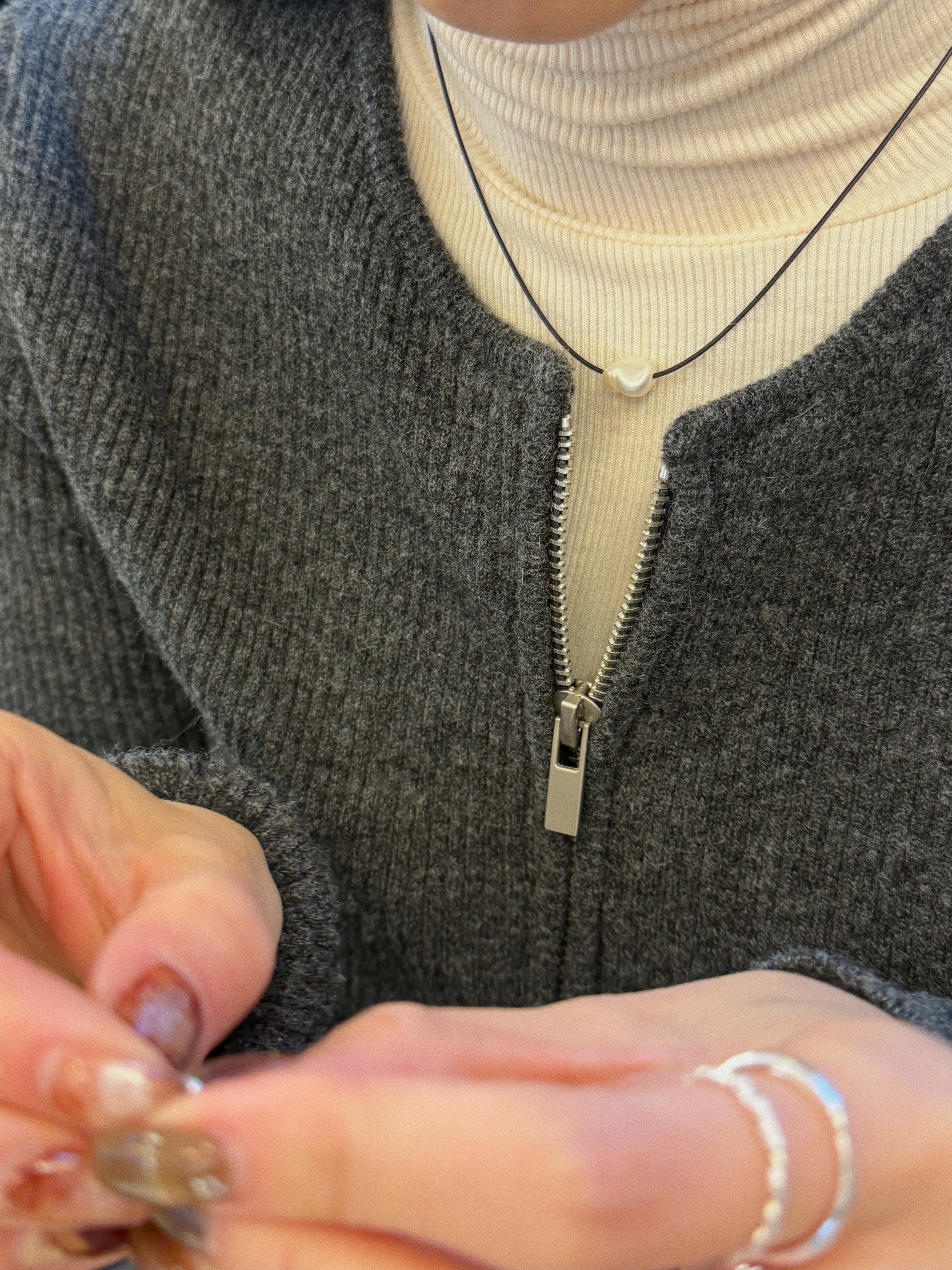 淡水珍珠皮繩項鍊