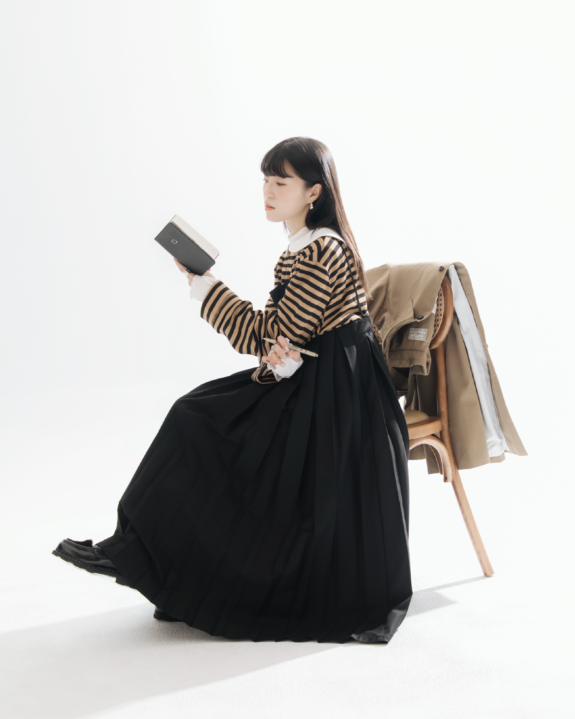 【 Kiki.co Made 】Loose Striped Long-Sleeve Top - Camel