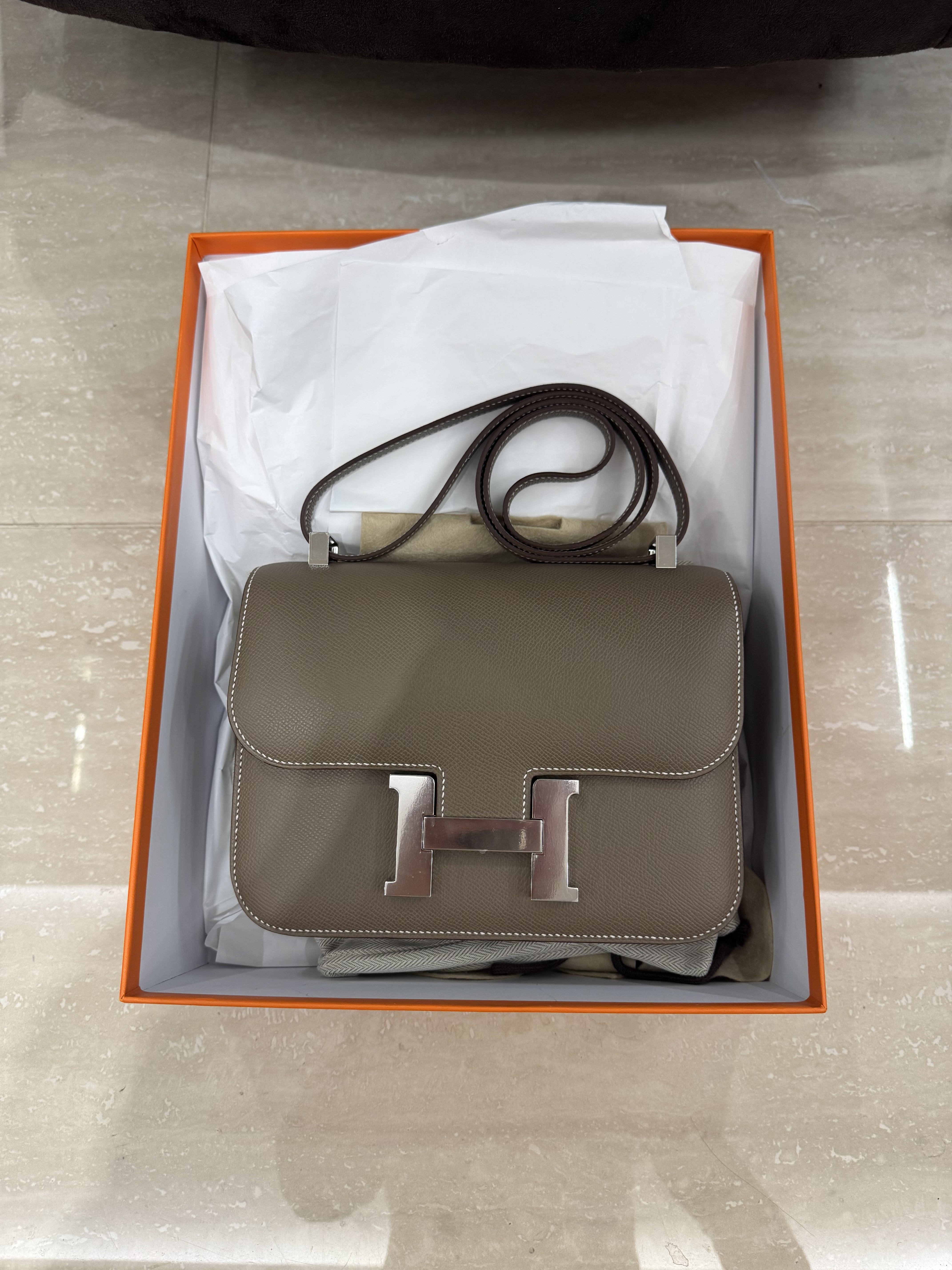 Constance 24 18 etoupe ck epsom K