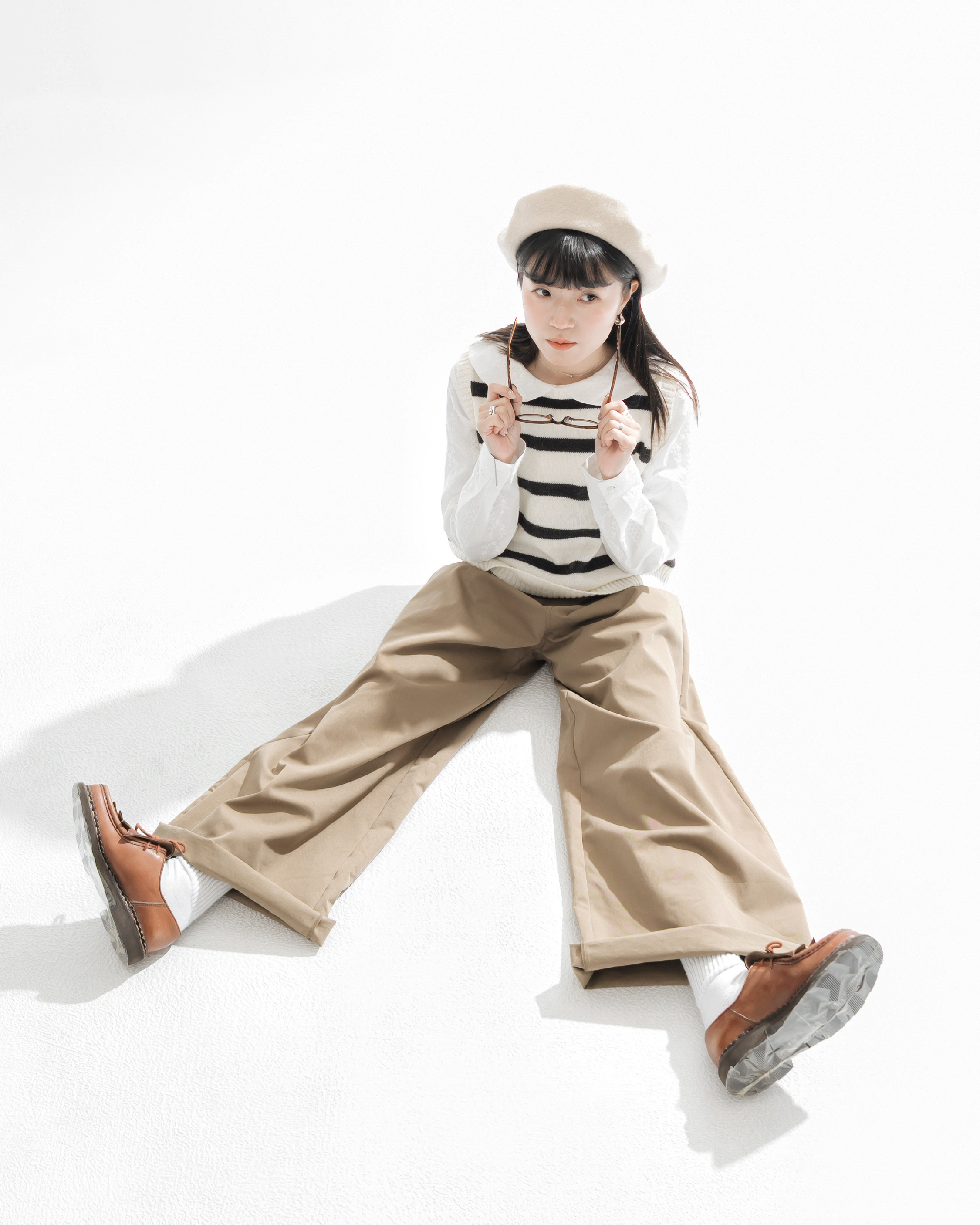 【 Kiki.co Made 】Lightweight Wool Blend Striped Vest - Black