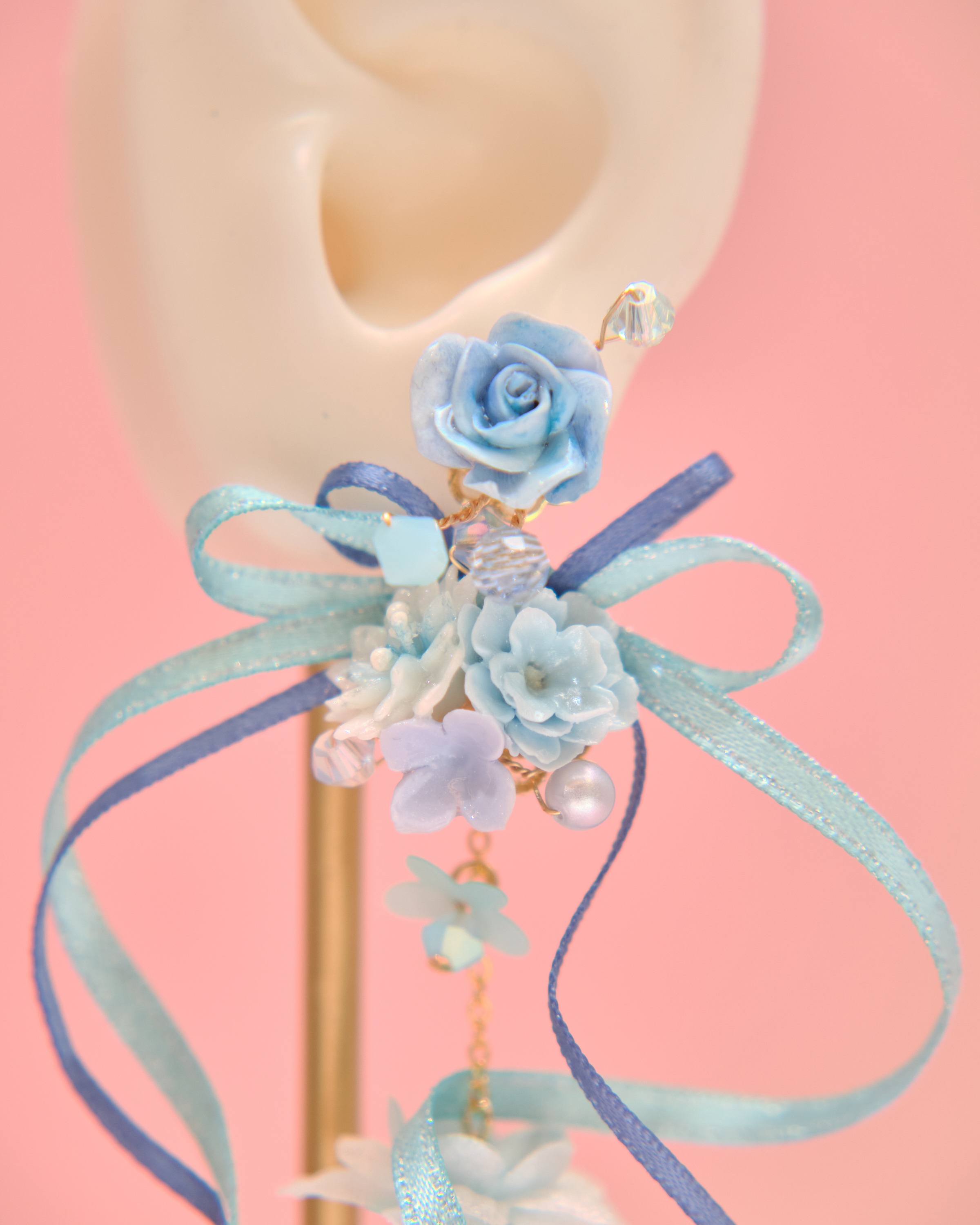 13296 Ribbon Breeze Earrings