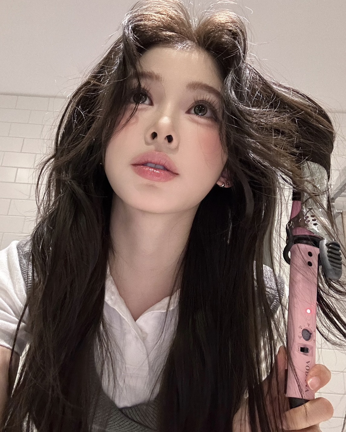 <現貨>BOBBI BROWN 芭比波朗 迷戀 輕吻 豐唇露6ml 02 Free spirit 蜜桃奶茶