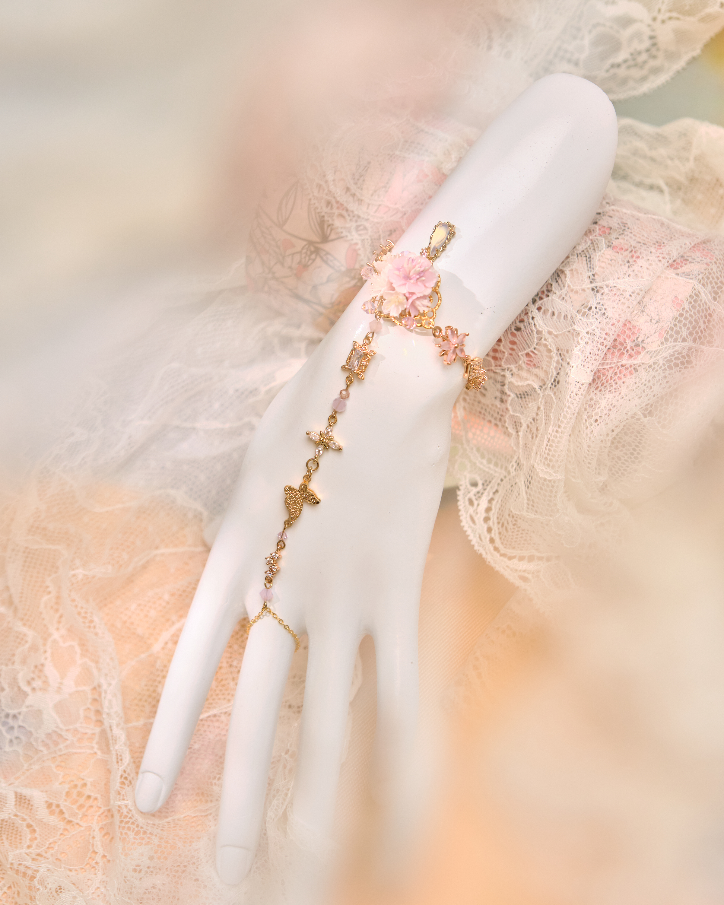 13229 Floral Fairy Blush Reverie T-Bracelet