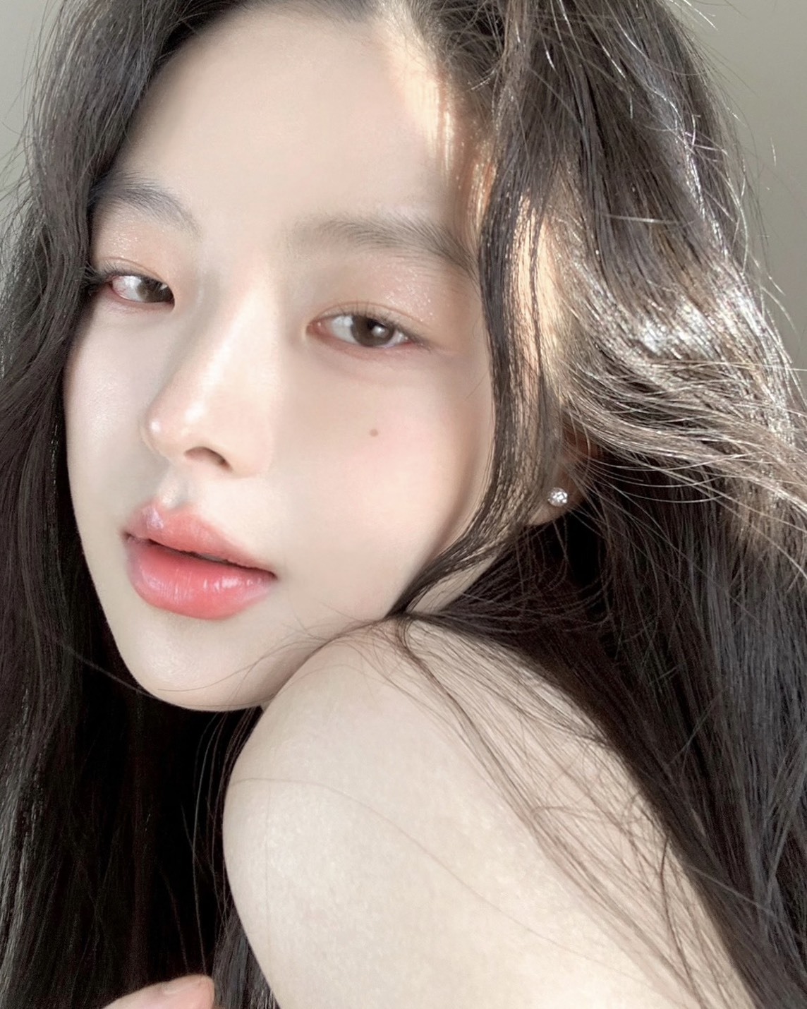 <現貨>Gucci 古馳 薄紗 唇膏3.5g 碎花 #208蜜桃奶茶