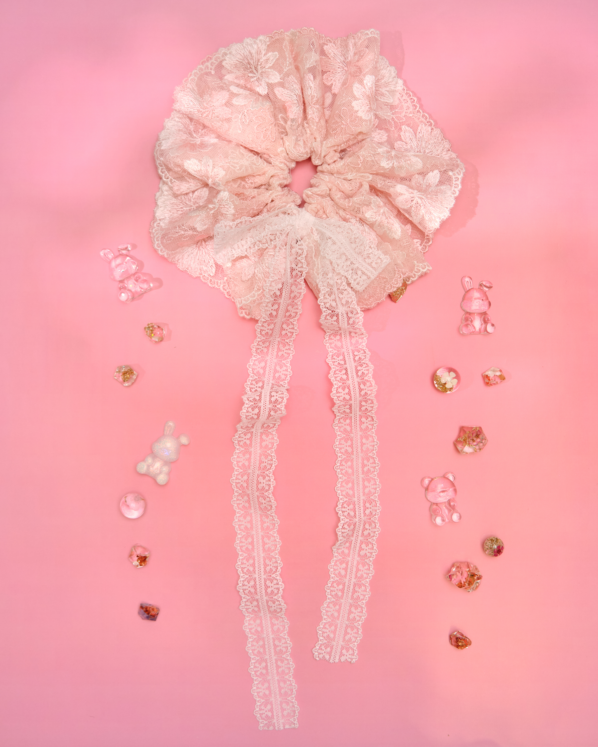 13222 Rosy Dream Lace Reverie Scrunchies