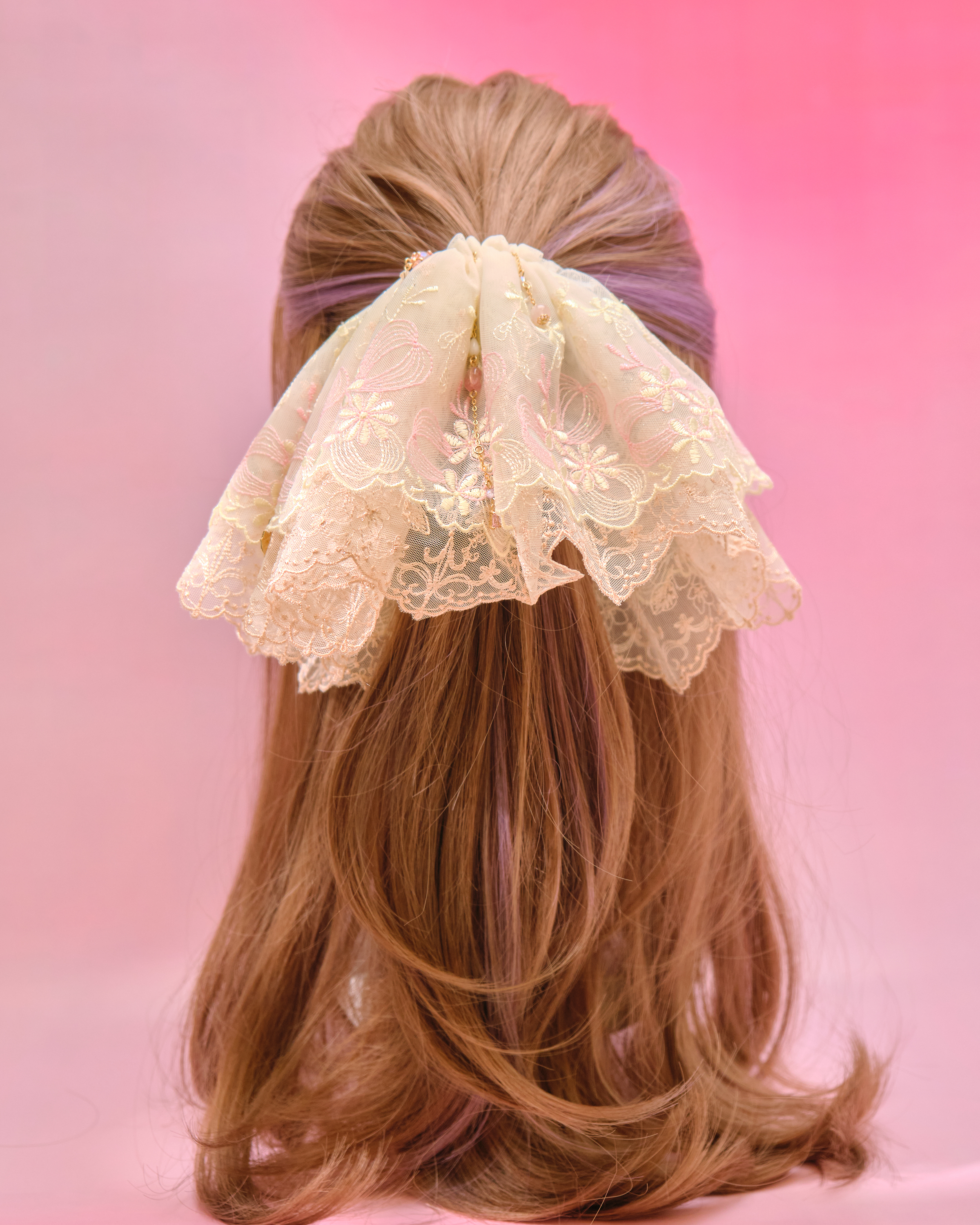13216 Sugar Lace Reverie Scrunchies