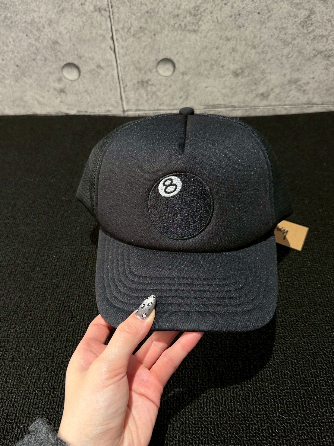 STUSSY 缺貨款 刺繡8號球黑色卡車帽 網帽