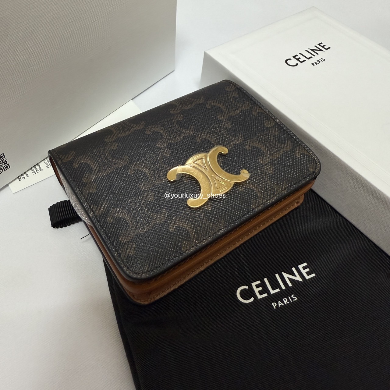【Luxury】預購+現貨 CELINE Triomphe 凱旋門零錢包 正品代購 多功能短夾 經典老花 咖棕配色 拉鏈錢包 卡包