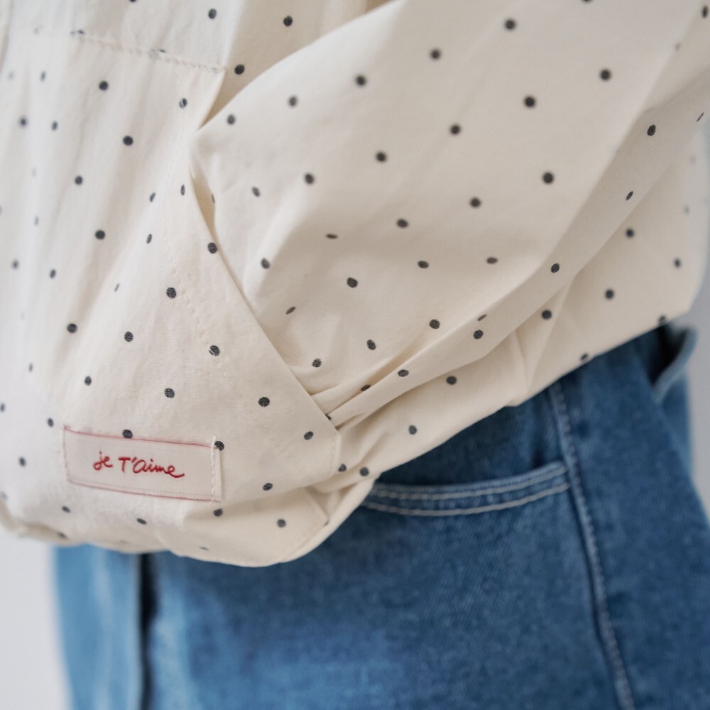 90-140 圓點荷葉拉鍊外套