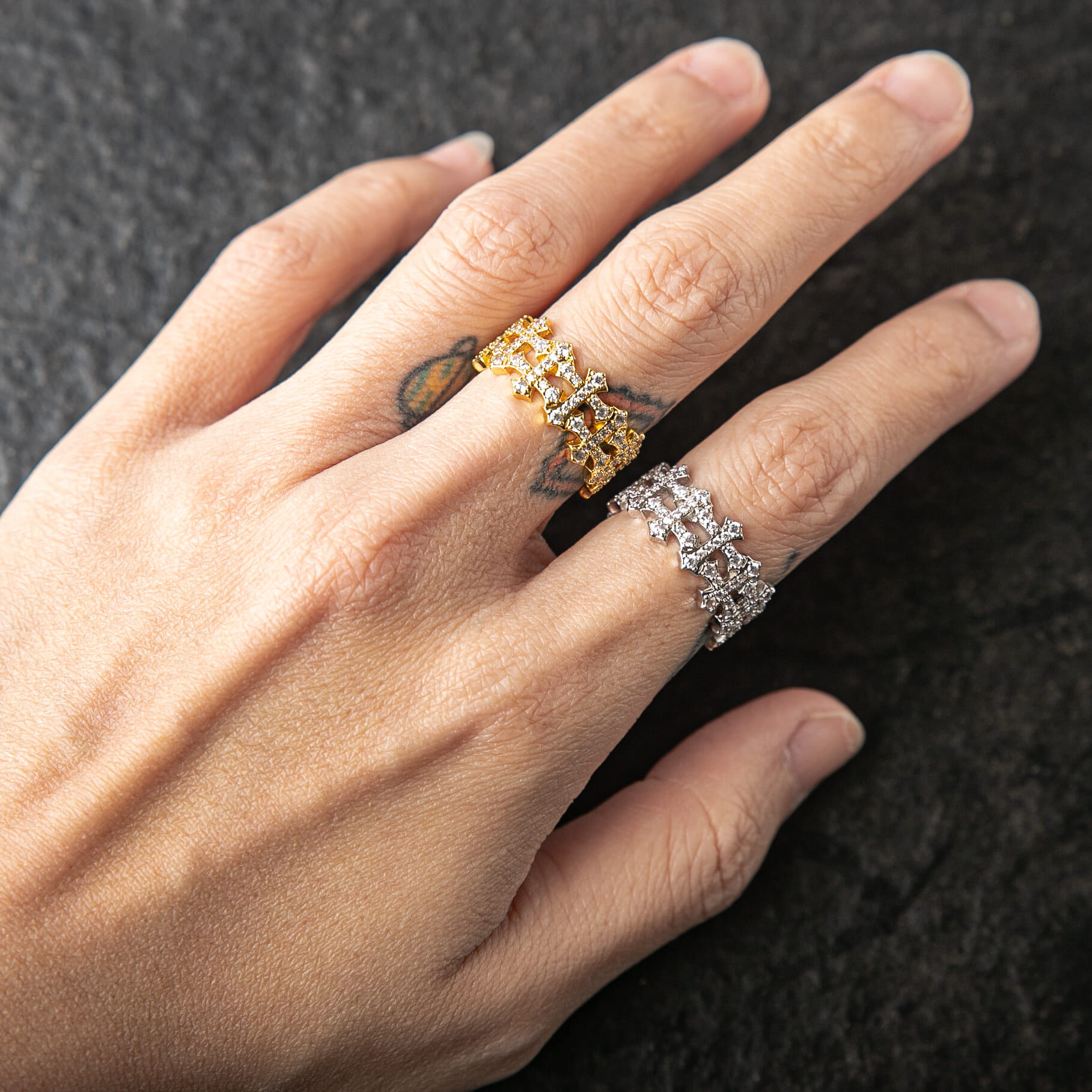 滿鑲歌德十字架戒指