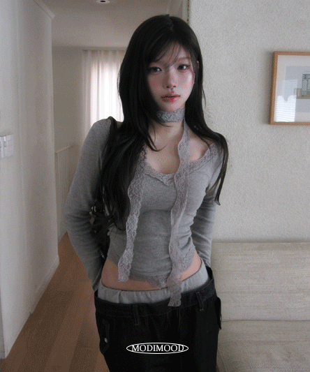 春季預訂｜蕾絲V NECK CROP TEE+圍巾SET