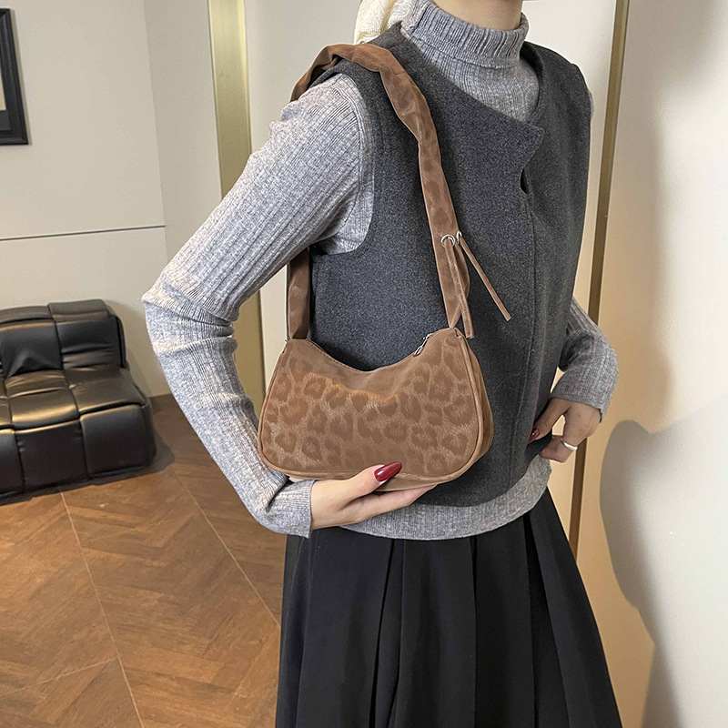 Leopard Print Ruched Underarm Shoulder Bag