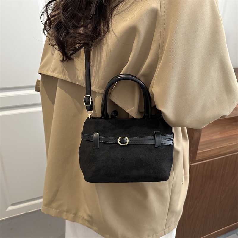 Autumn-Winter Retro Suede Belted Bucket Bag