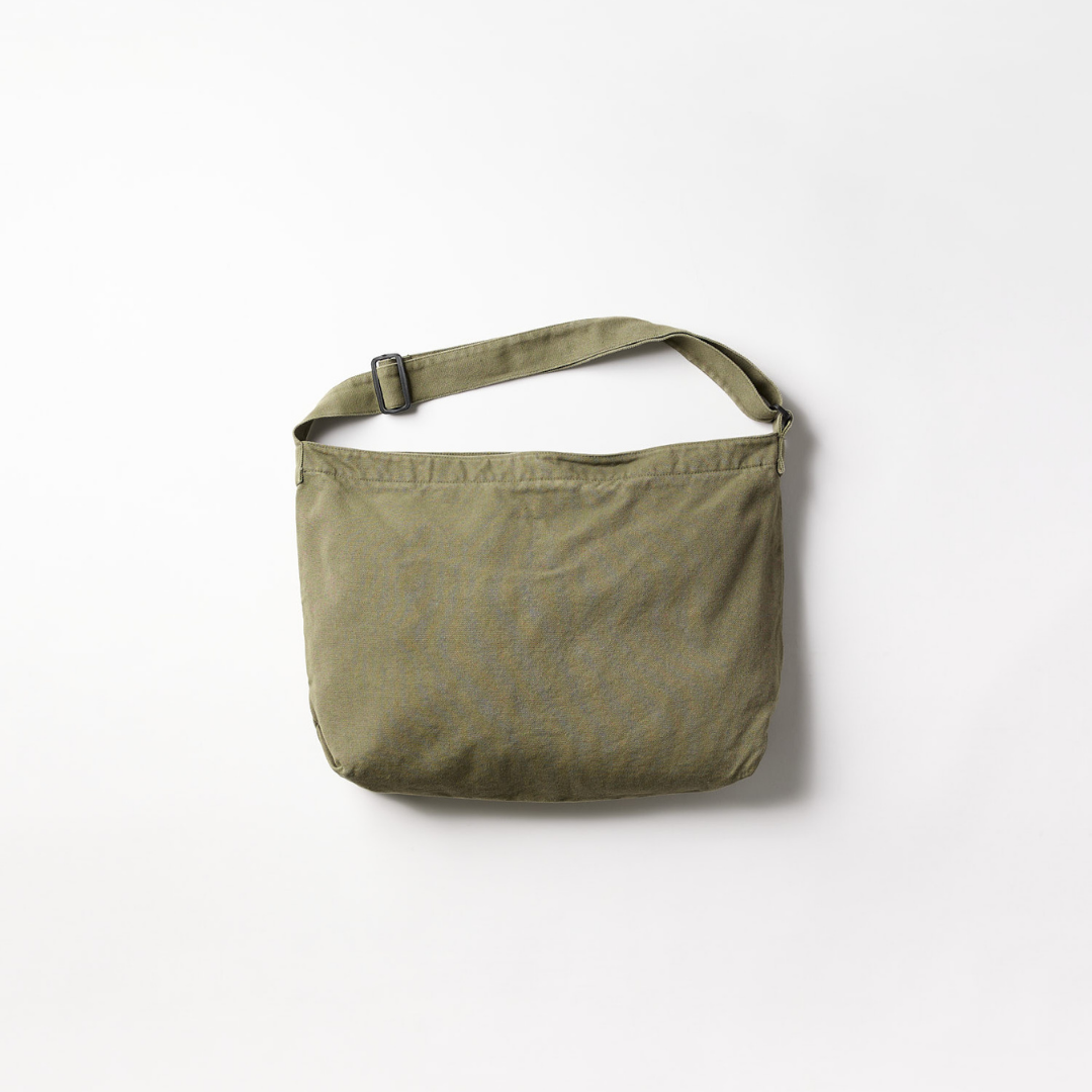CANVAS SHOULDER BAG 帆布肩背包