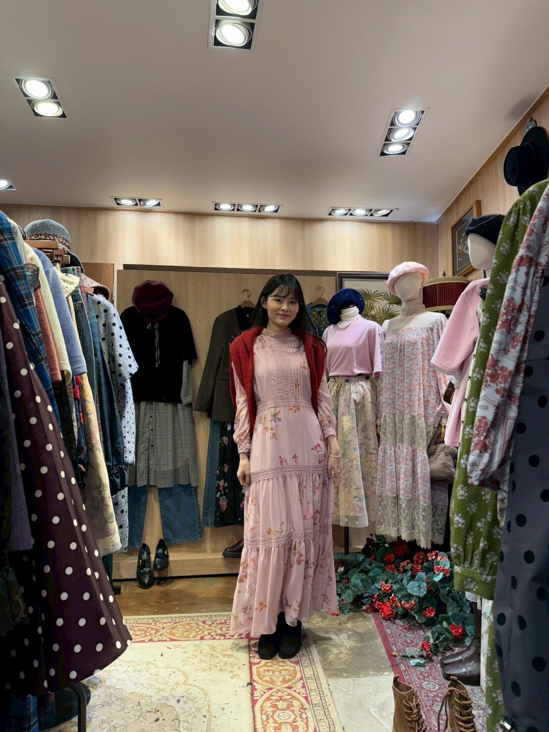 KM5411 小立領壓摺花花連身裙