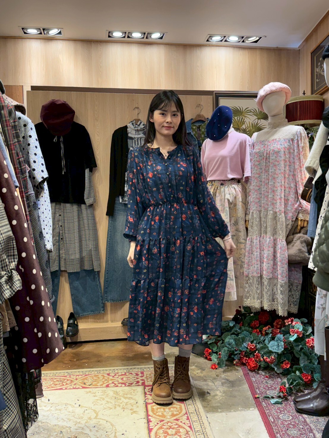 KM5429 鈕扣碎花收腰連身裙