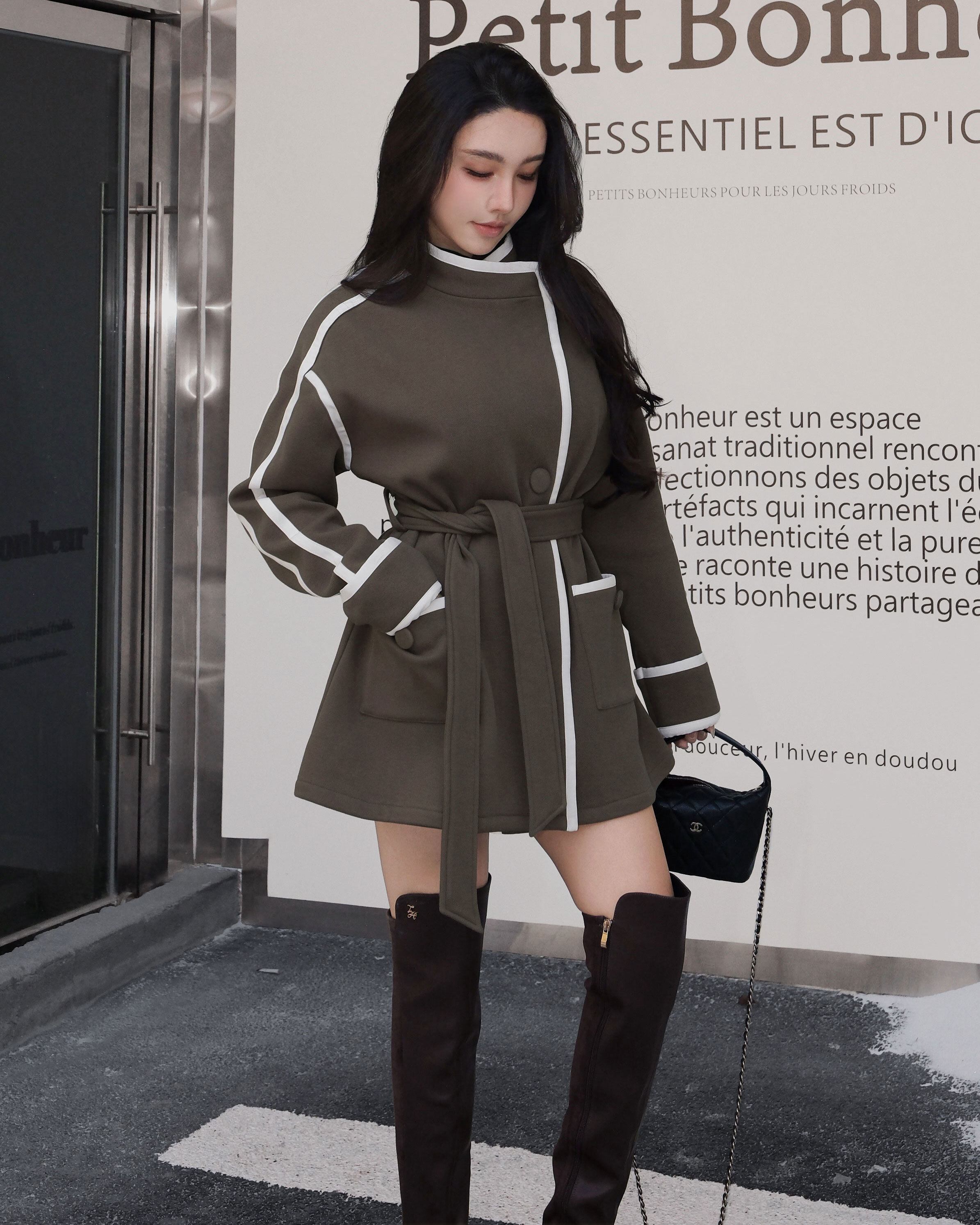 訂製-個性刷毛白滾邊風衣外套