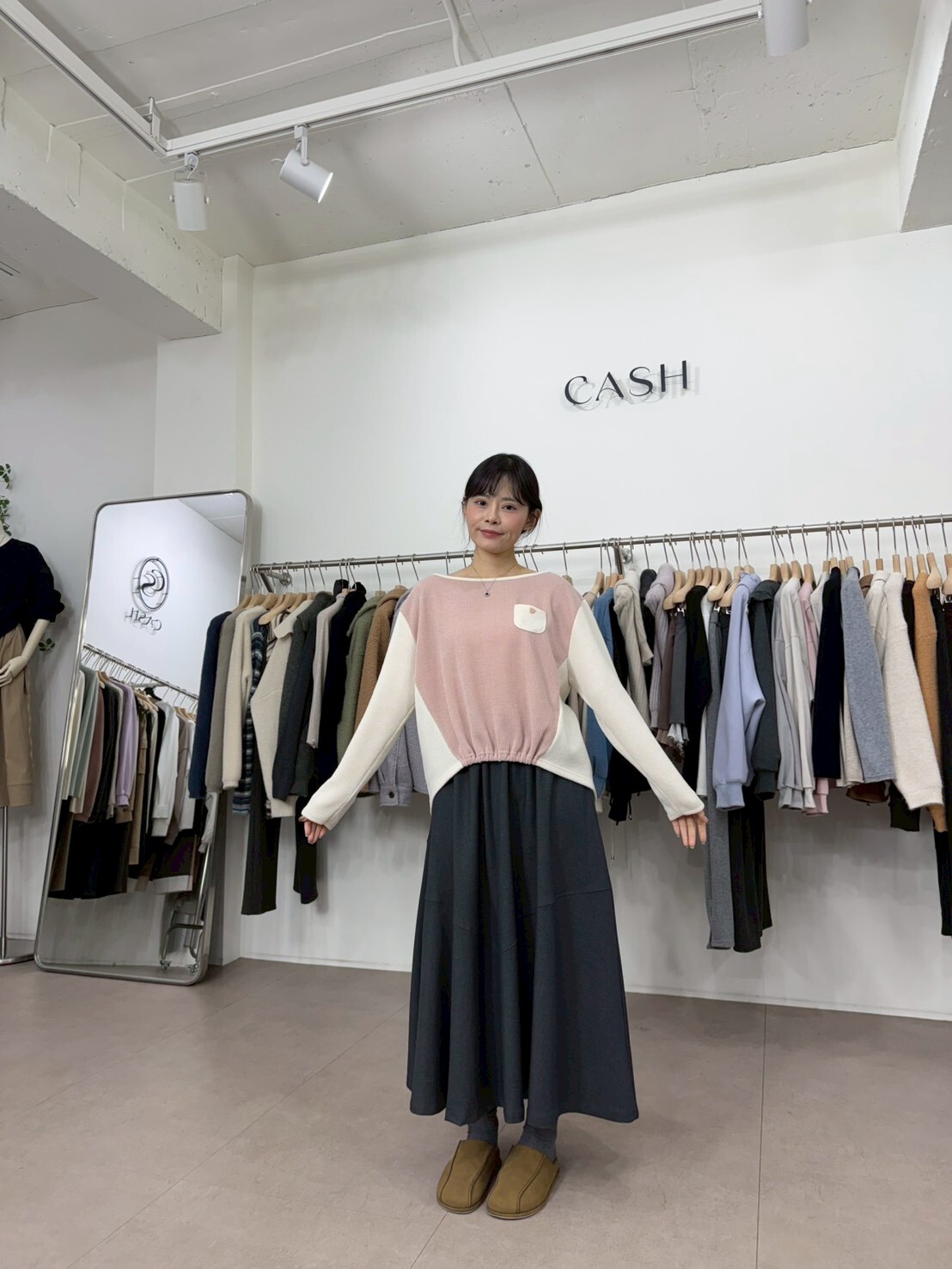 CA5414 撞色前腰抓皺圓領上衣 *特價* (優惠碼同充值購物金不適用)