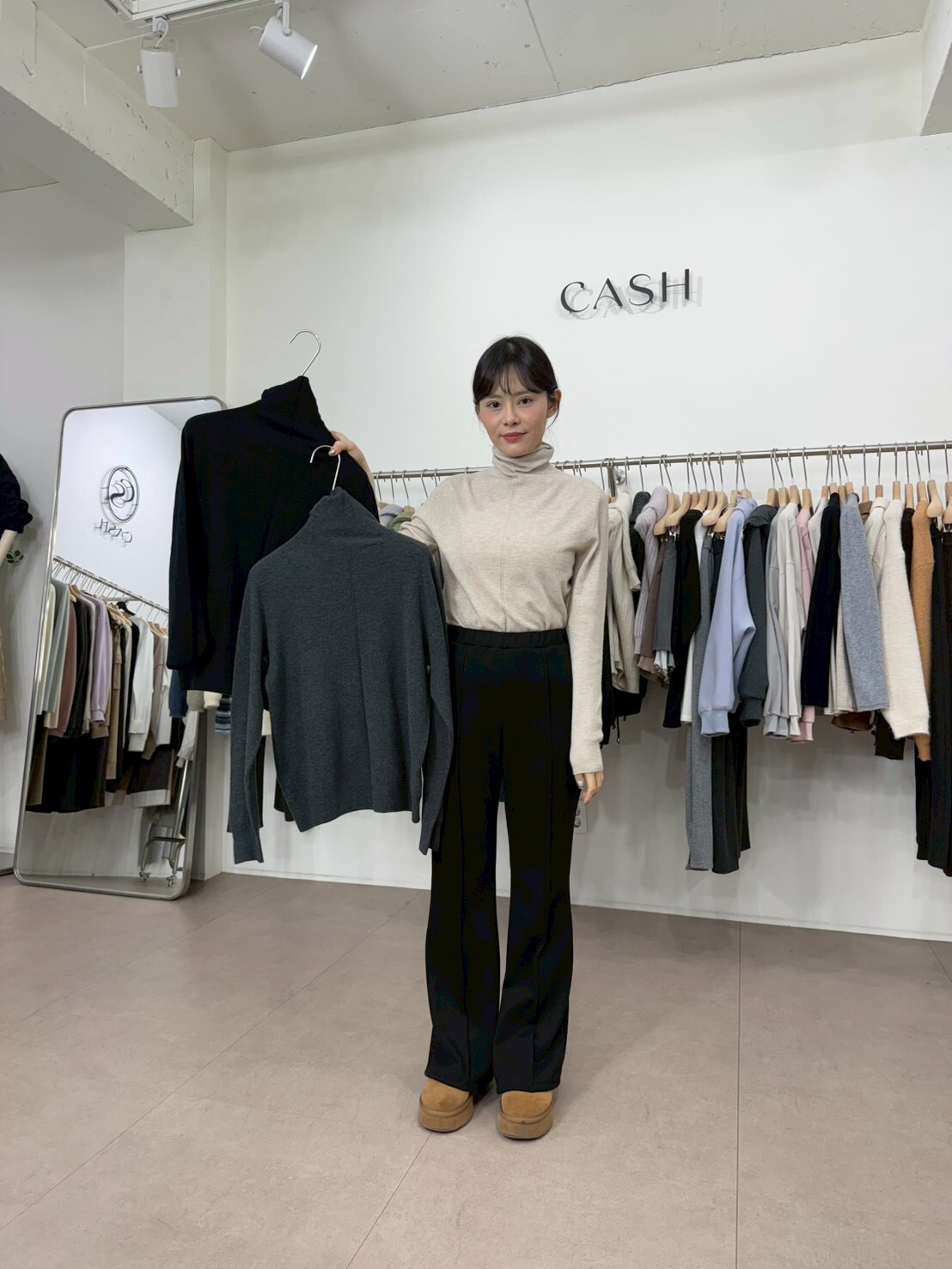 CA5427 中綫天絲羊毛堆堆樽領上衣 *特價* (優惠碼同充值購物金不適用)