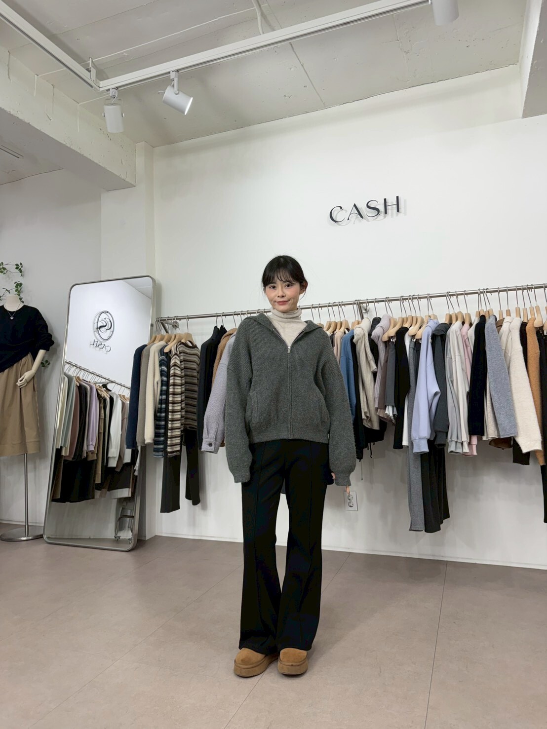 CA5402 直坑紋拉鏈連帽外套 *特價* (優惠碼同充值購物金不適用)