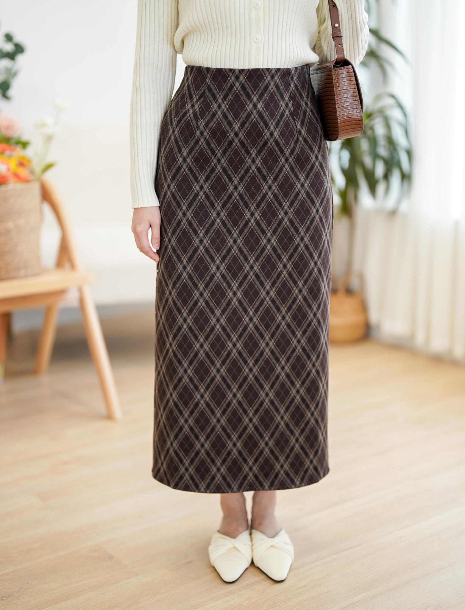 SK598 Woodland Checkered Pencil Long Skirt