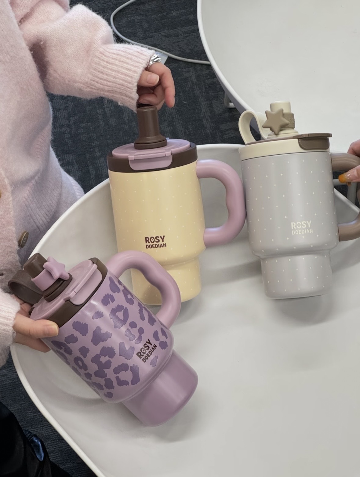 代購-趙露思 ROSYDOEDIAN 多喝熱水778保溫杯 吸管杯  700ml