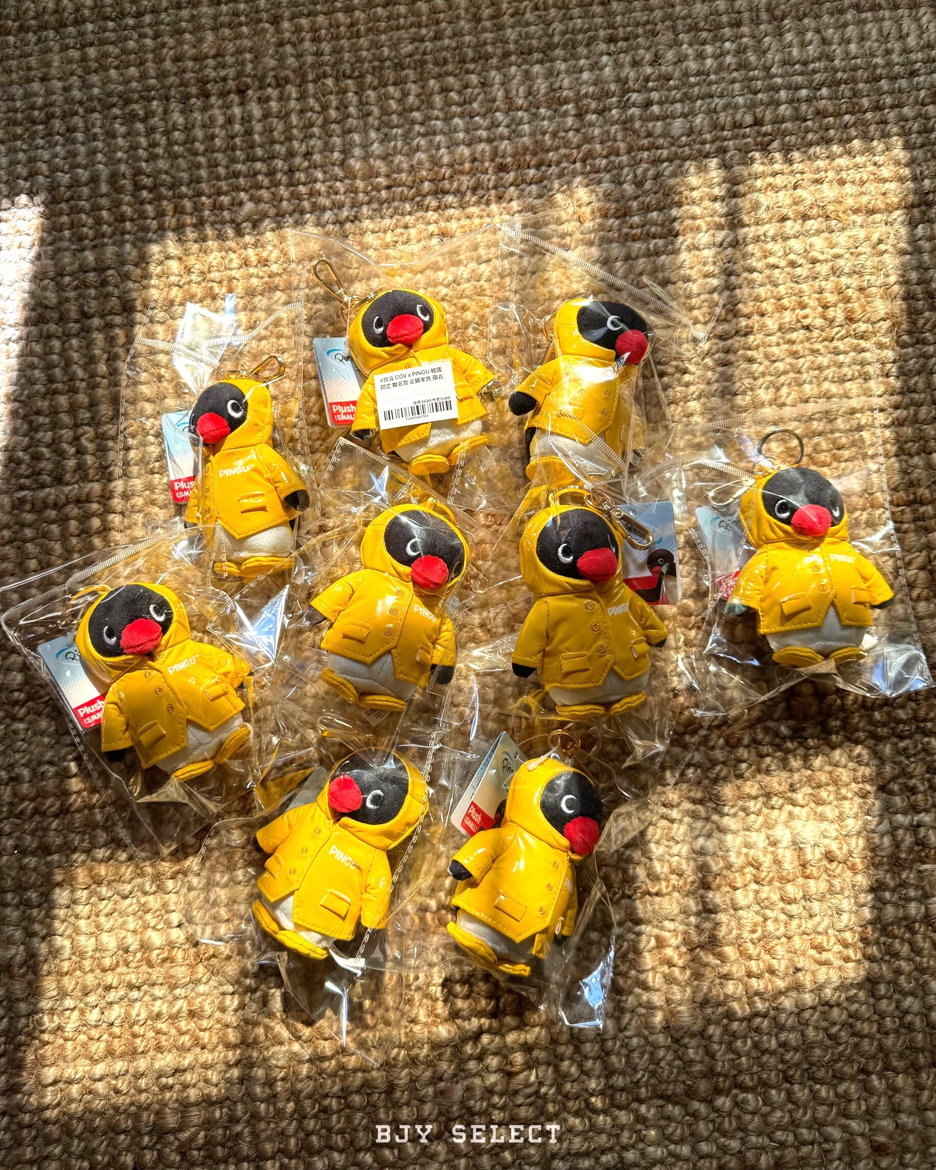 #預購 CGV x PINGU 韓國限定 聯名款 企鵝家族 雨衣PINGU吊飾