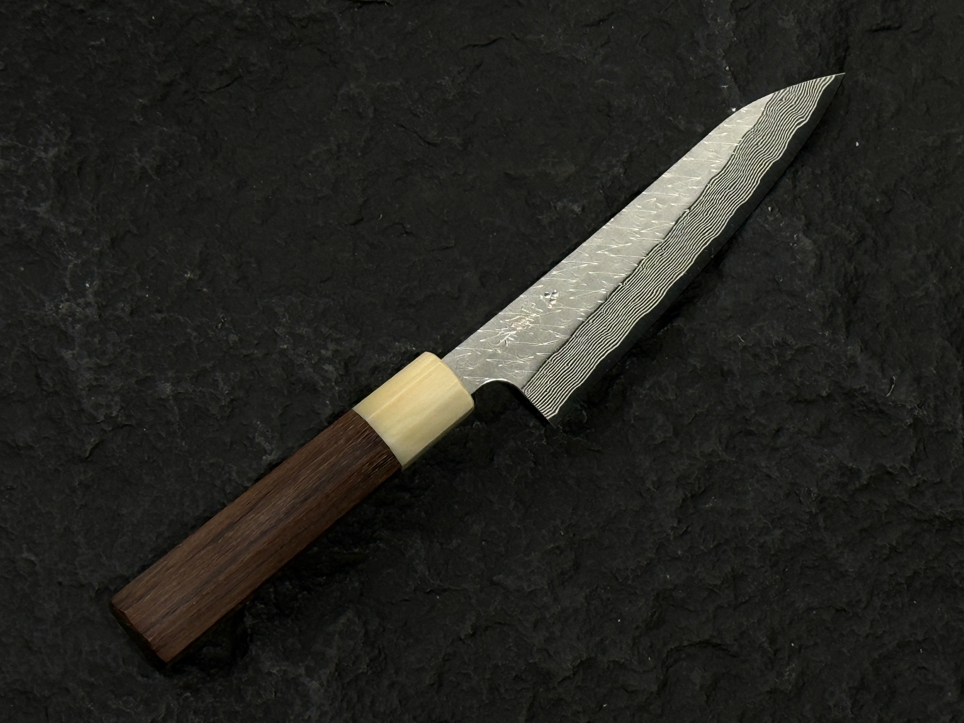 二唐刃物 SG-STRIX 槌目 墨流 小刀