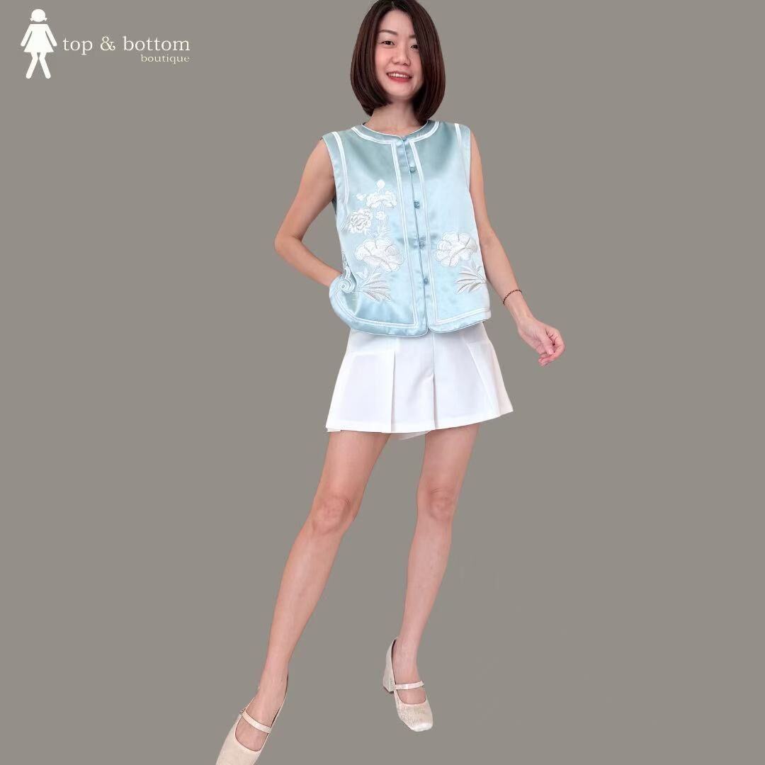 HIGH WAISTED POCKET SHORTS