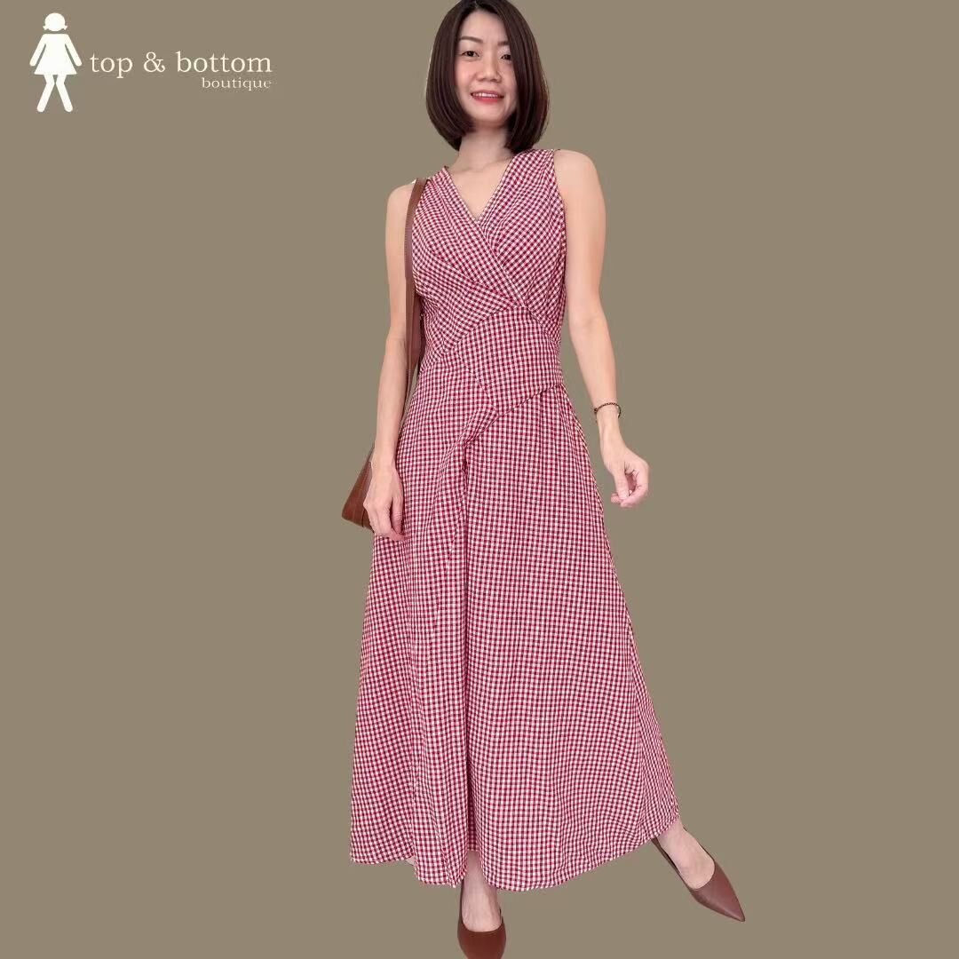 SLEEVELESS CHECKED MIDI DRESS